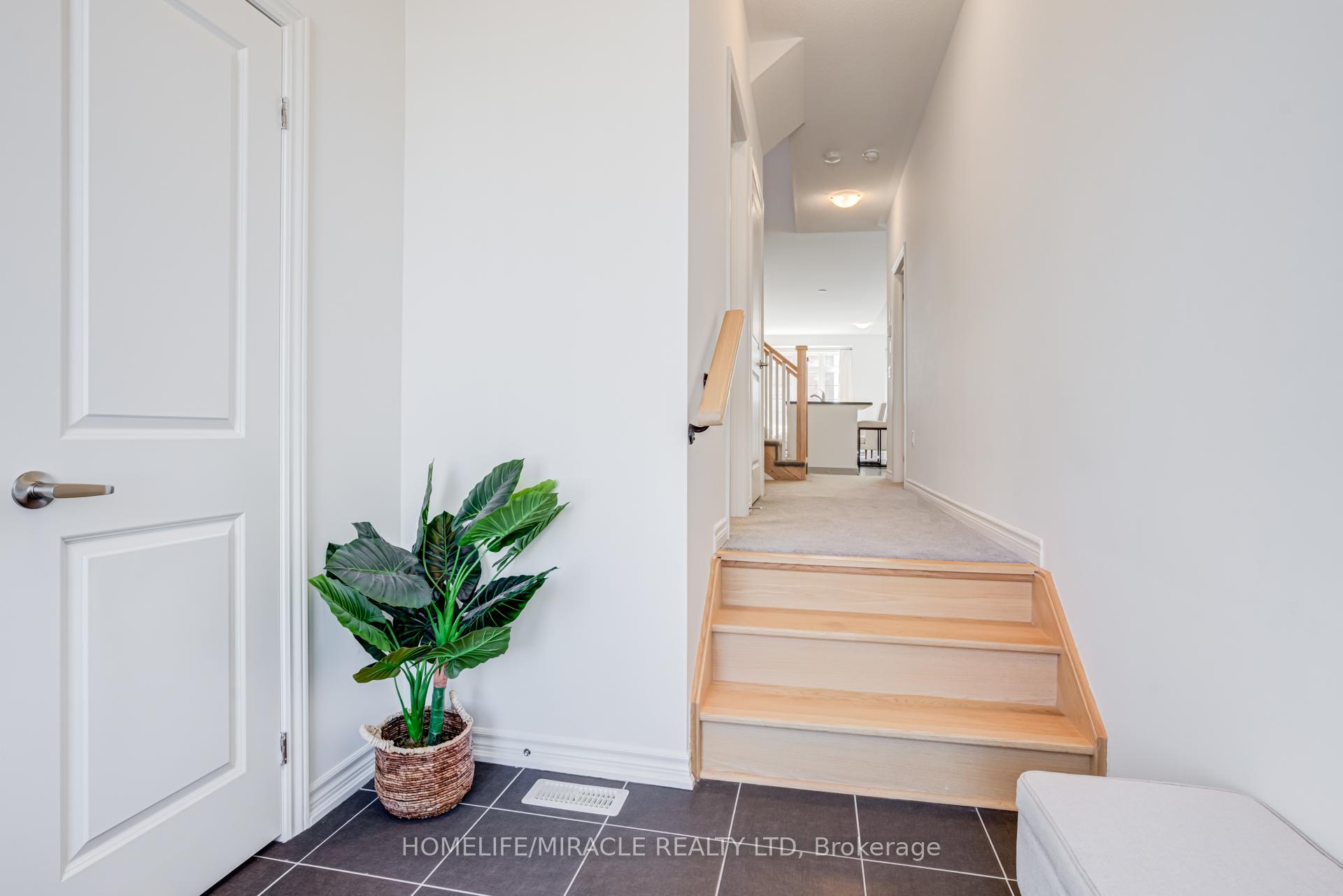 Photo 6 of 14 Sassafras Road, Springwater, Midhurst — HOMEH