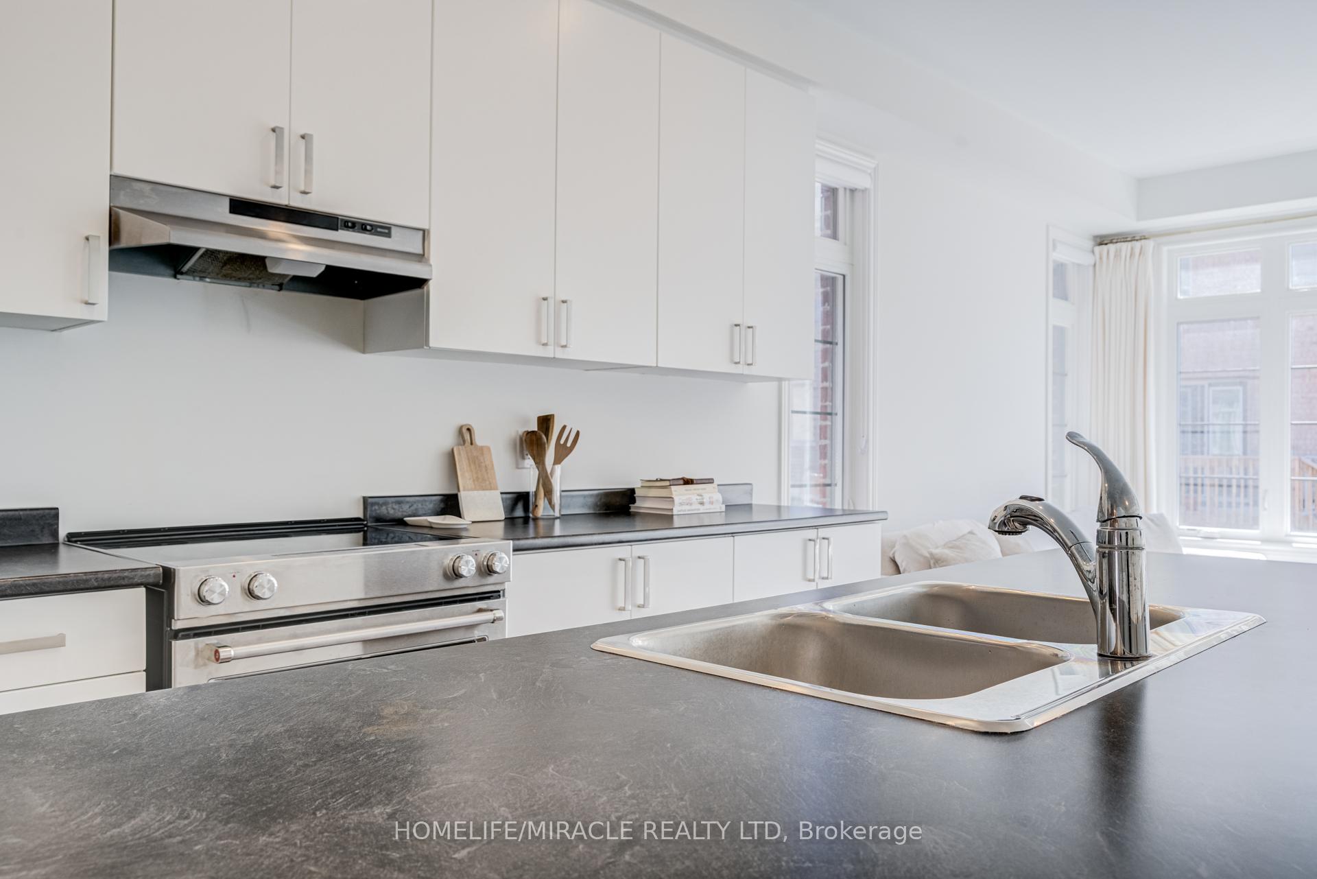 Photo 11 of 14 Sassafras Road, Springwater, Midhurst — HOMEH