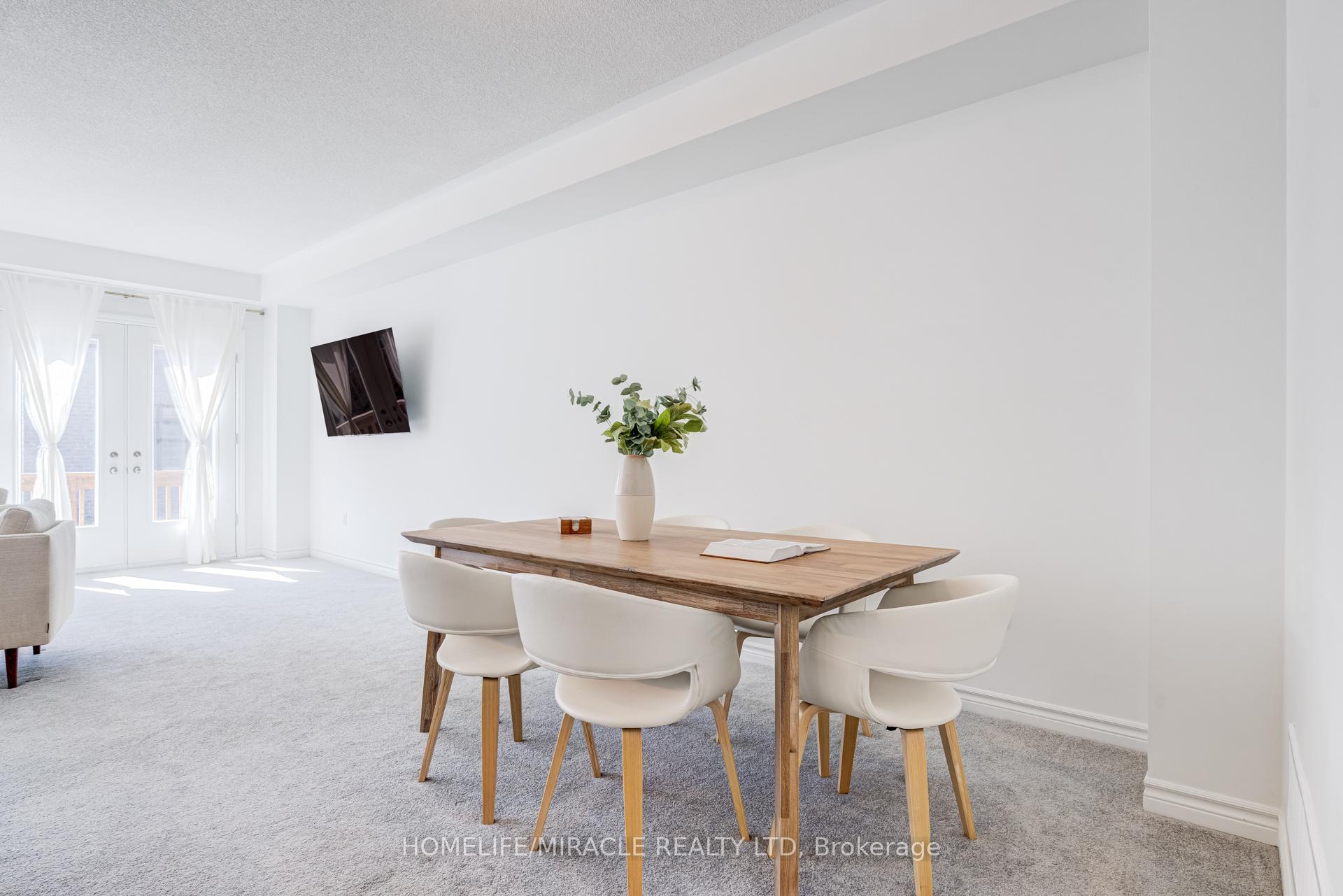 Photo 13 of 14 Sassafras Road, Springwater, Midhurst — HOMEH