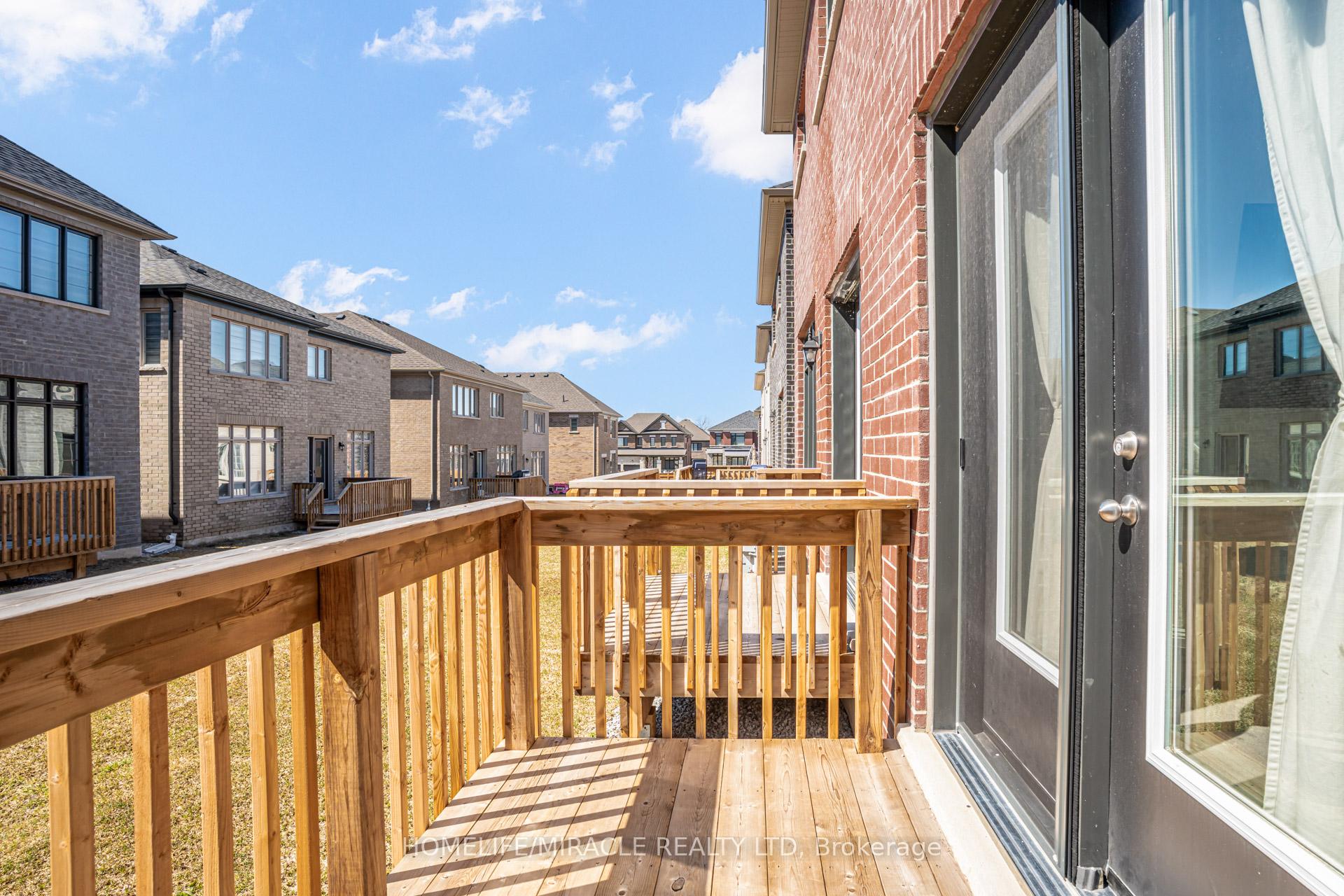 Photo 34 of 14 Sassafras Road, Springwater, Midhurst — HOMEH