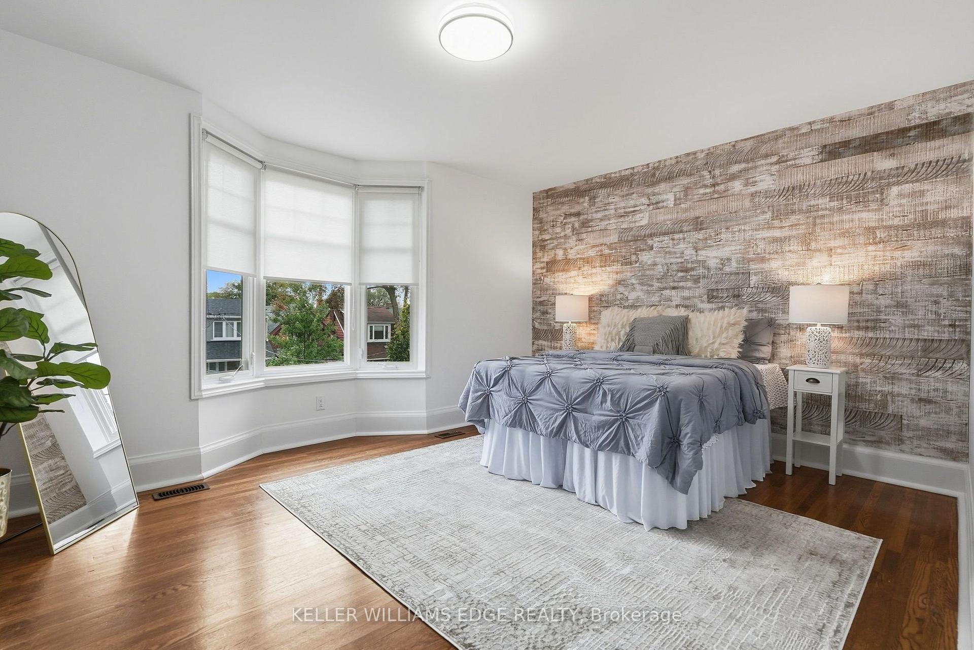Photo 27 of 28 Conway Avenue, Toronto, Oakwood Village — HOMEH
