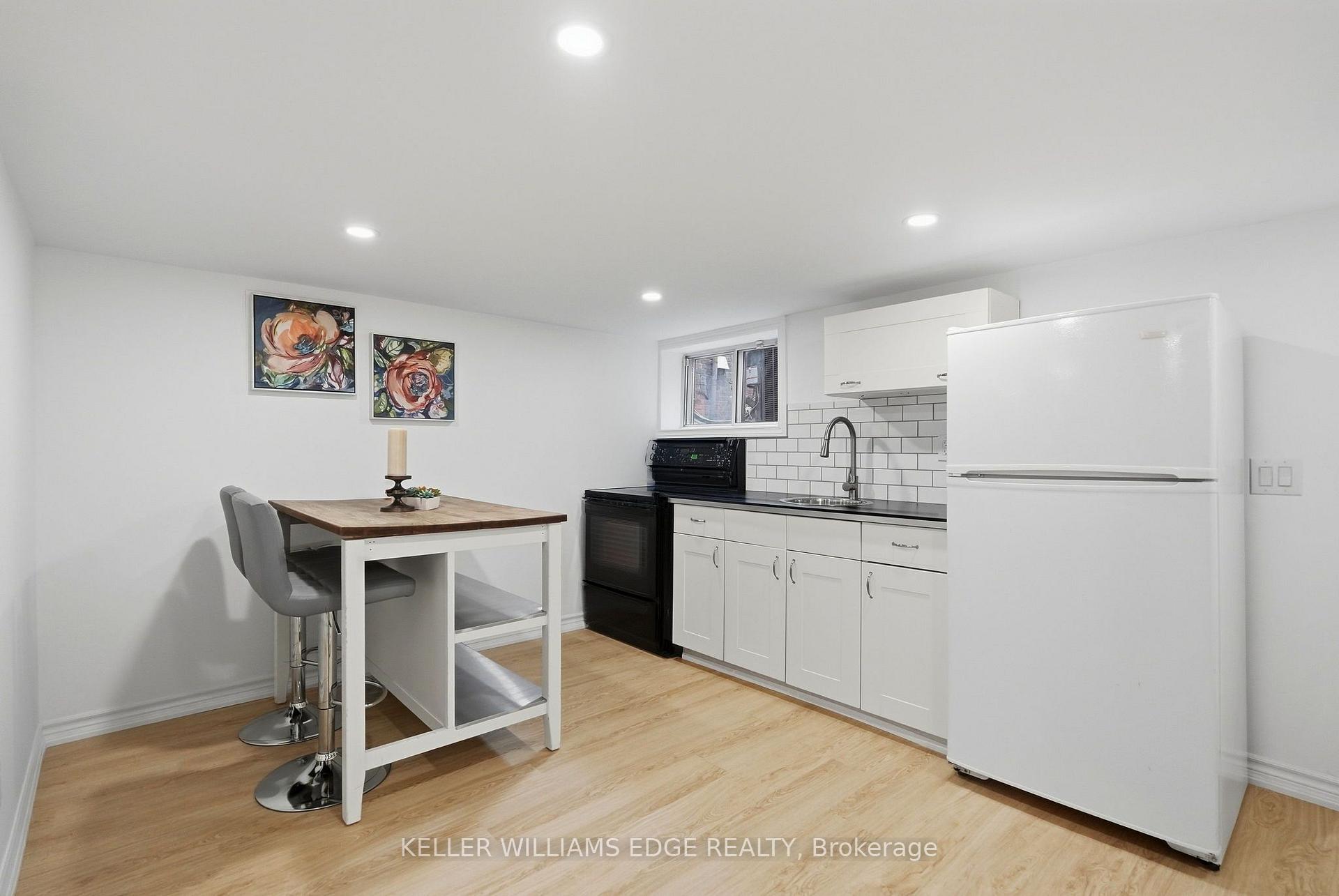 Photo 36 of 28 Conway Avenue, Toronto, Oakwood Village — HOMEH