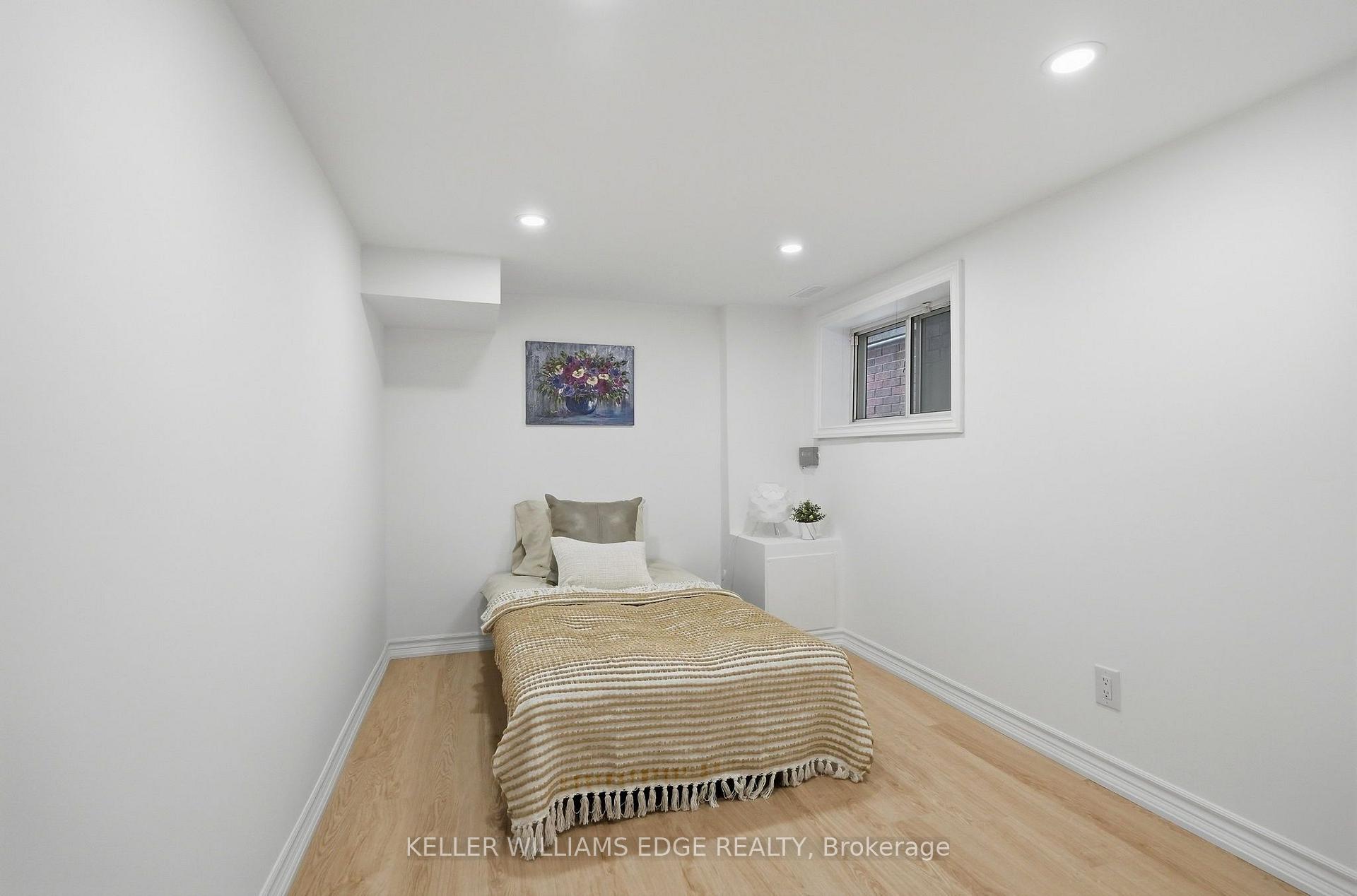 Photo 37 of 28 Conway Avenue, Toronto, Oakwood Village — HOMEH