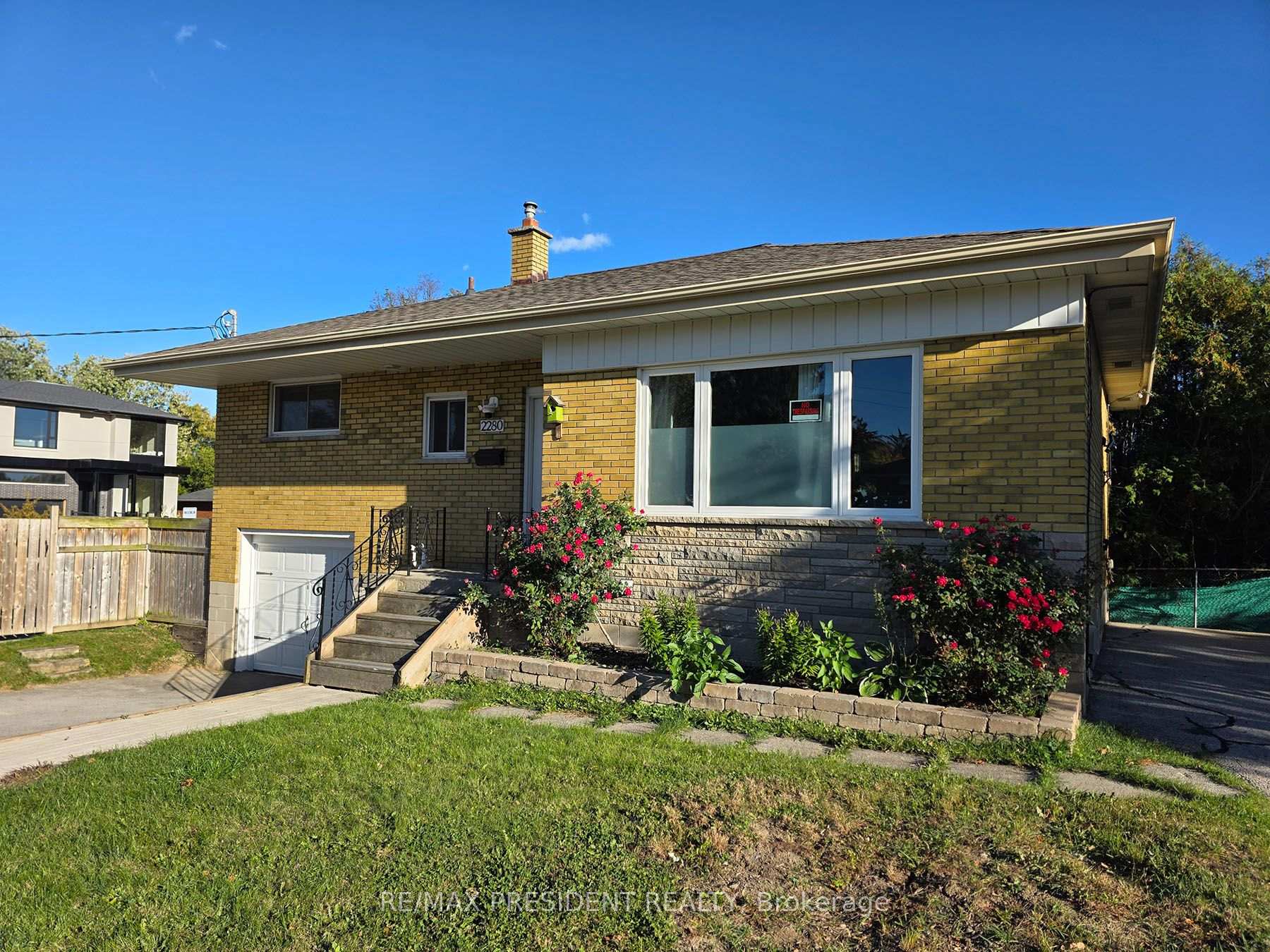 Photo 3 of Unit (Upper), 2280 Mountainside Drive, Burlington, Mountainside — HOMEH