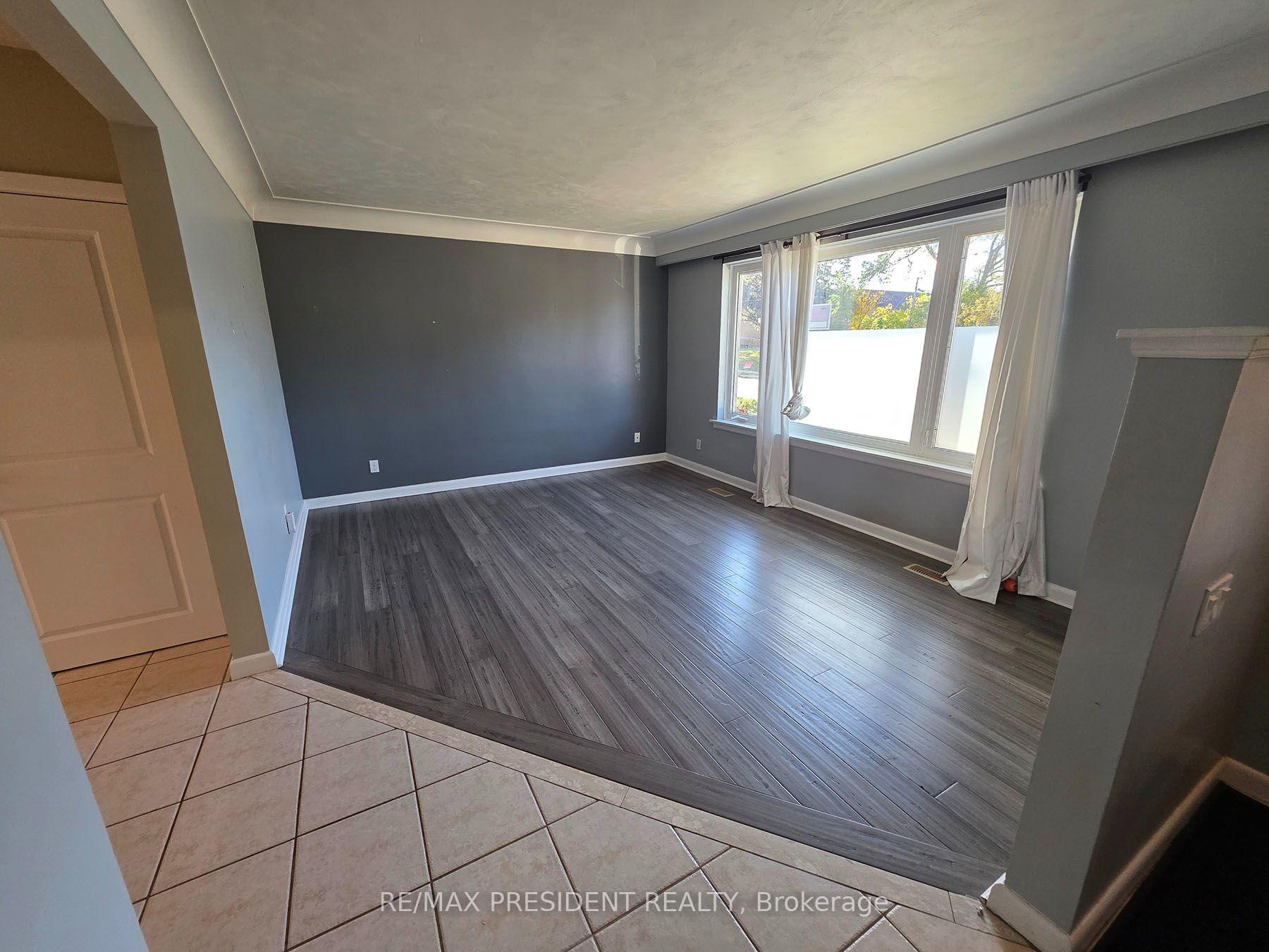 Photo 4 of Unit (Upper), 2280 Mountainside Drive, Burlington, Mountainside — HOMEH