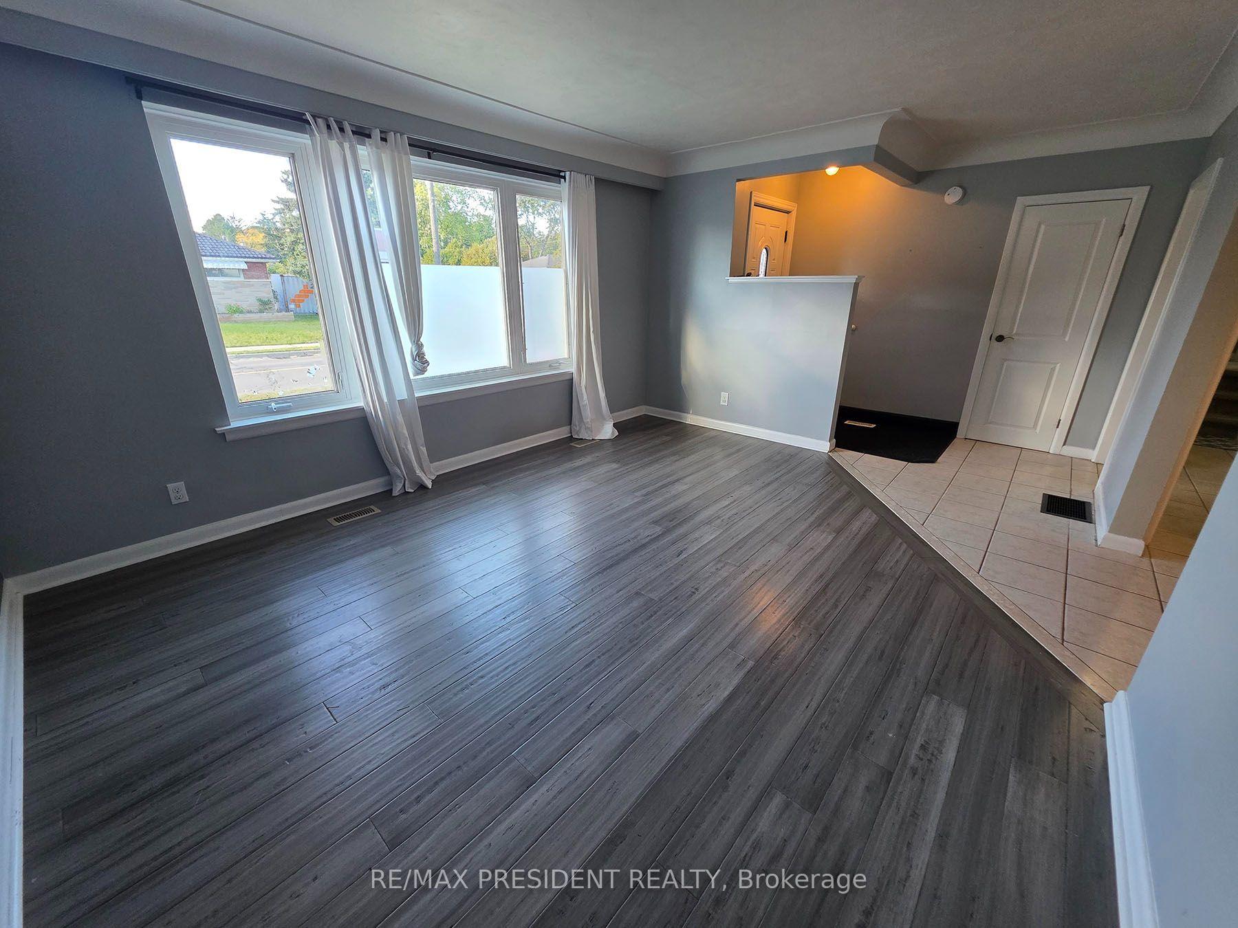 Photo 6 of Unit (Upper), 2280 Mountainside Drive, Burlington, Mountainside — HOMEH