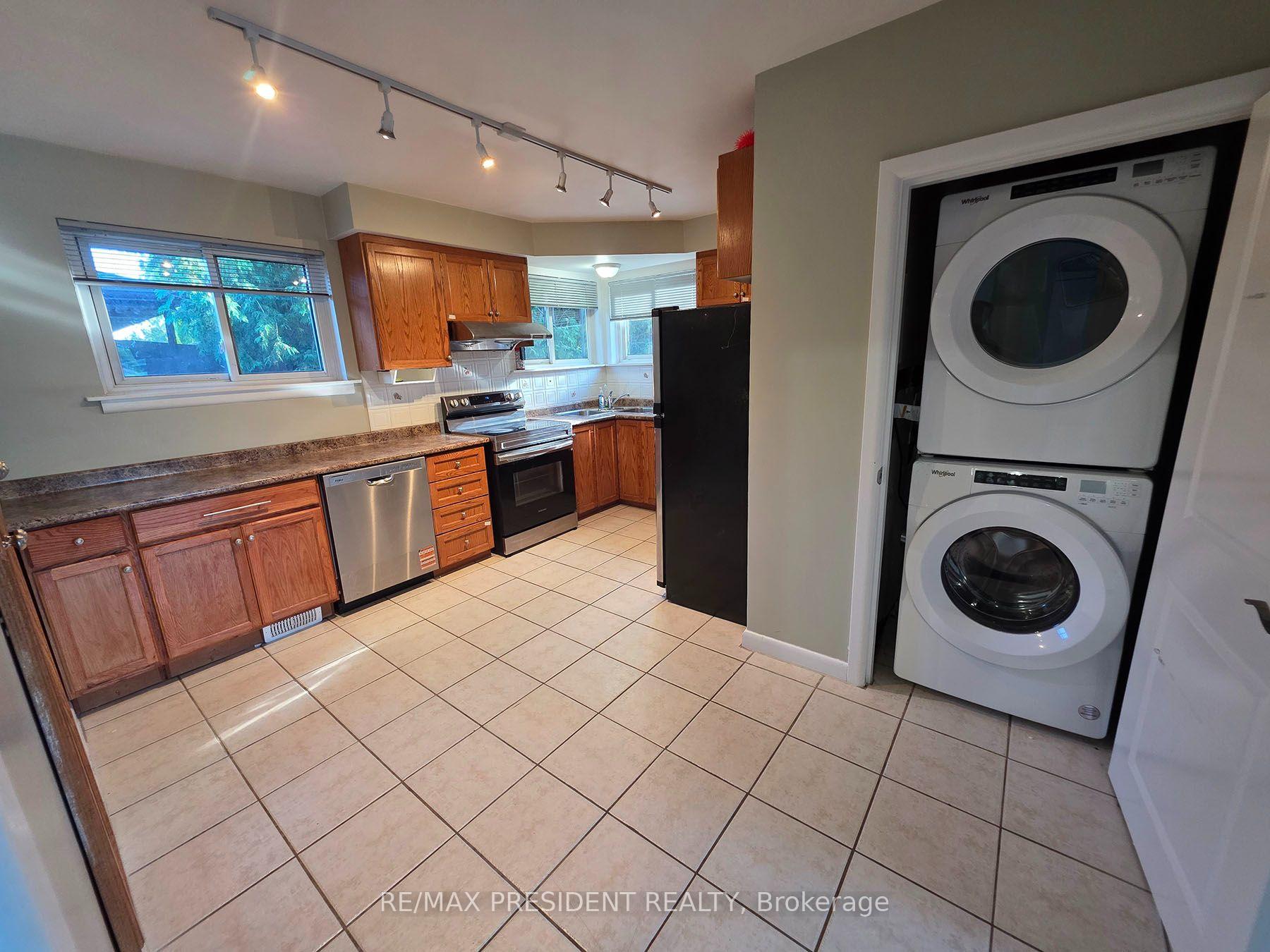 Photo 9 of Unit (Upper), 2280 Mountainside Drive, Burlington, Mountainside — HOMEH