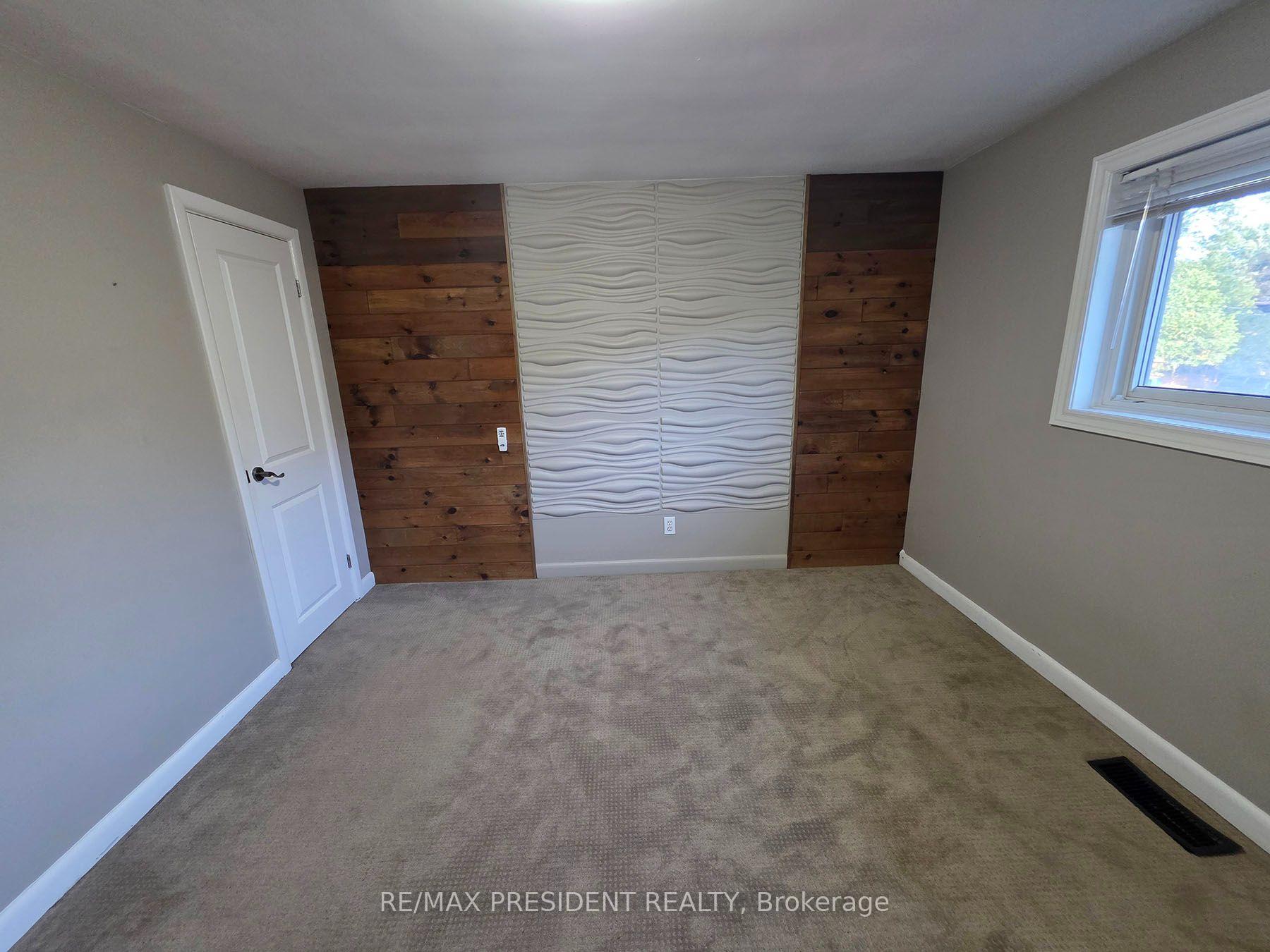 Photo 14 of Unit (Upper), 2280 Mountainside Drive, Burlington, Mountainside — HOMEH