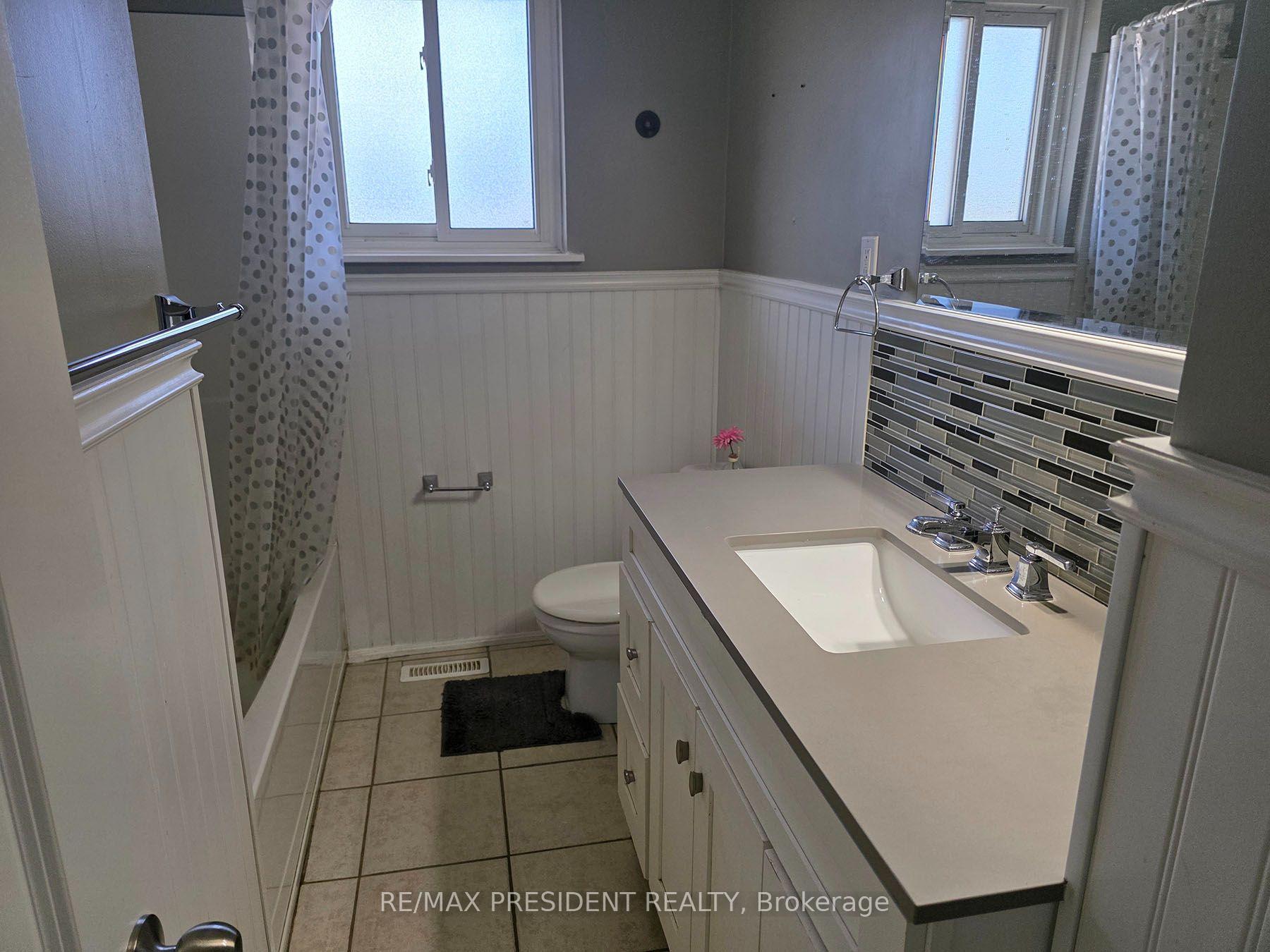 Photo 20 of Unit (Upper), 2280 Mountainside Drive, Burlington, Mountainside — HOMEH