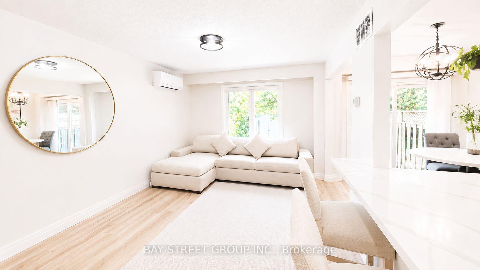 Photo 9 of 245 Browning Trail, Barrie, Letitia Heights — HOMEH