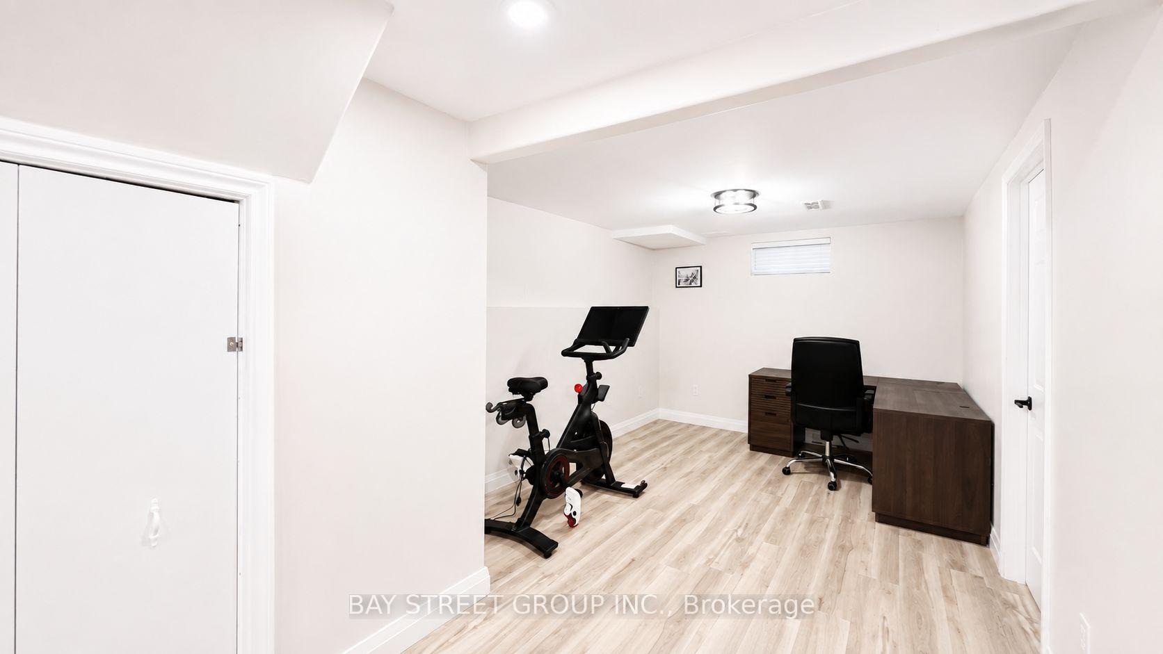Photo 27 of 245 Browning Trail, Barrie, Letitia Heights — HOMEH