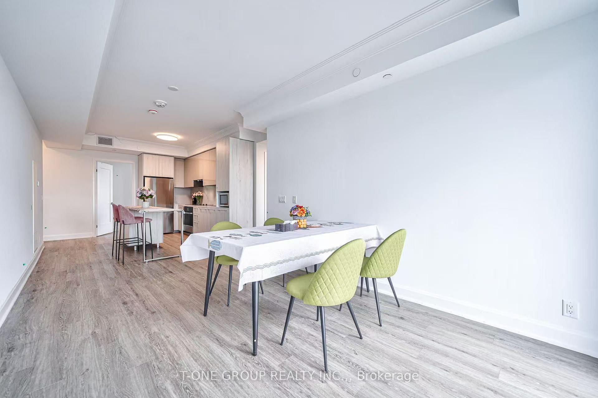Photo 3 of Unit 2701, 8 Water Walk Drive, Markham, Unionville — HOMEH