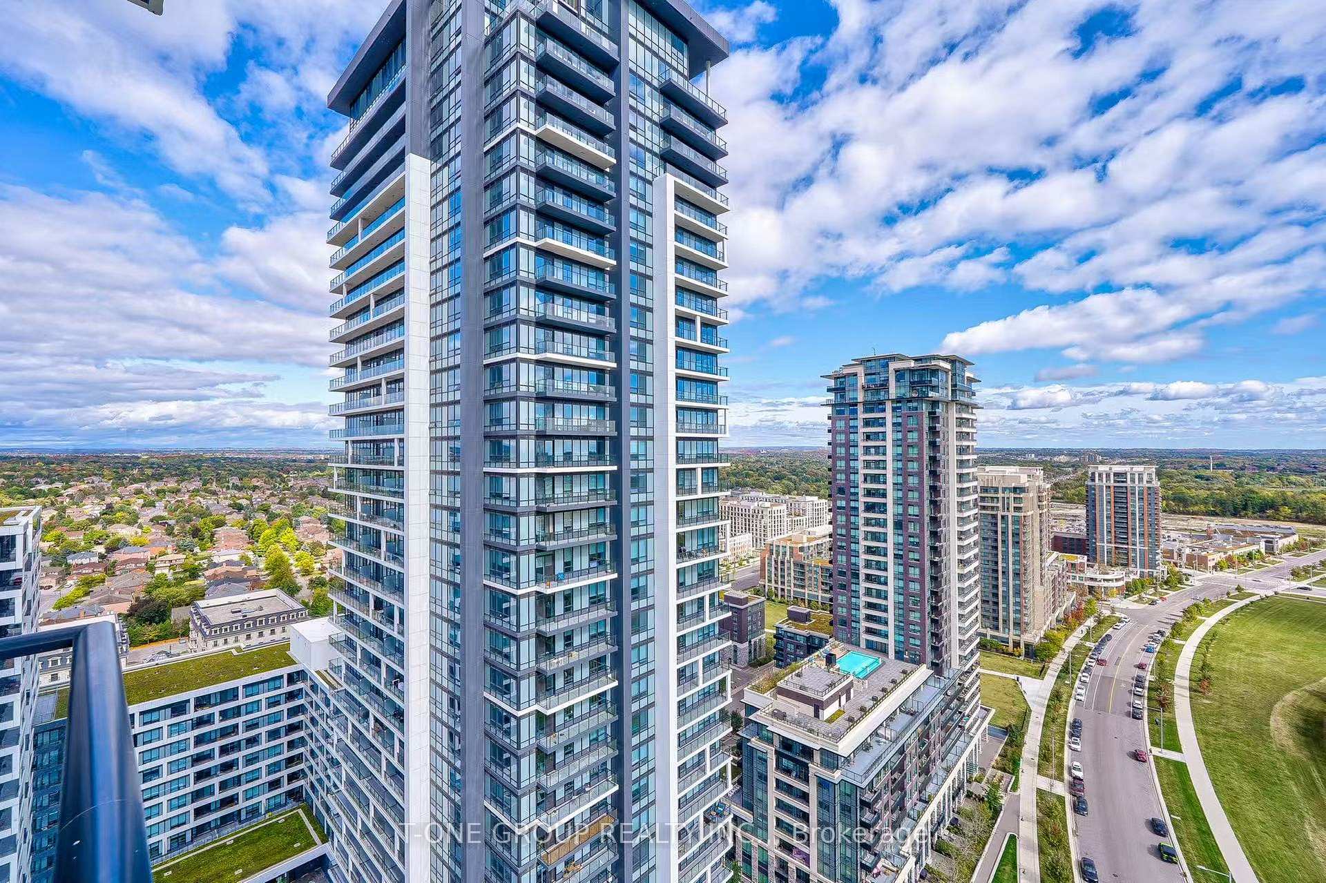 Photo 44 of Unit 2701, 8 Water Walk Drive, Markham, Unionville — HOMEH