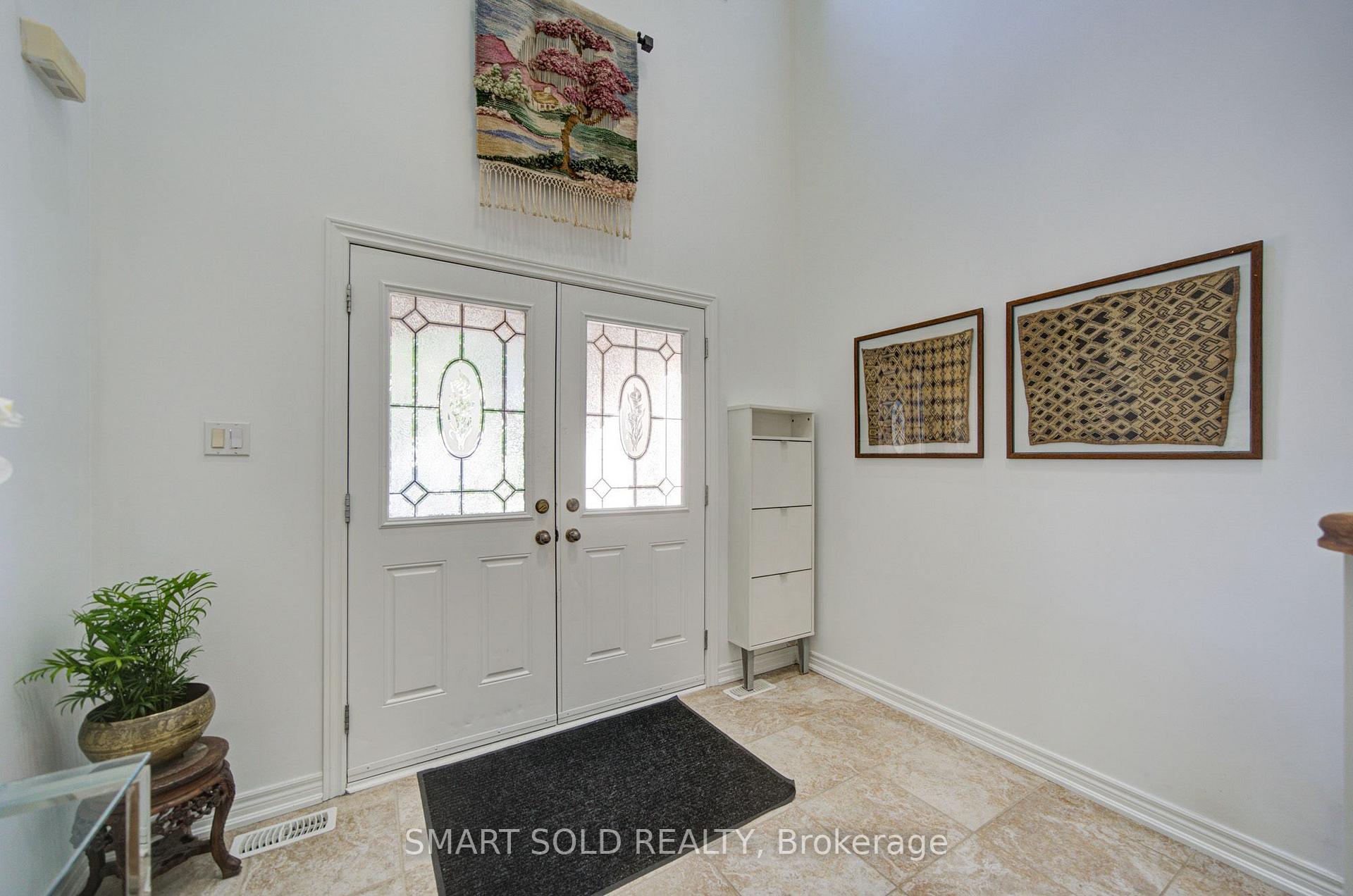 Photo 6 of 14 Giordano Way, Vaughan, Patterson — HOMEH