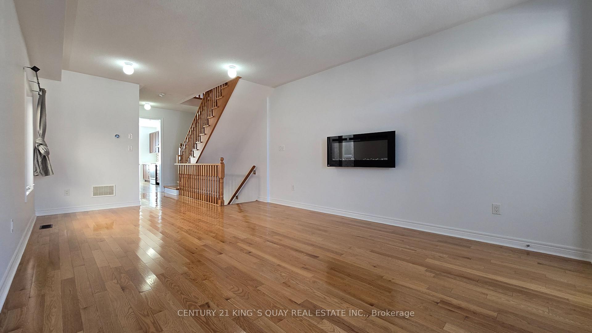 Photo 9 of 4600 16th Avenue, Markham, Berczy — HOMEH
