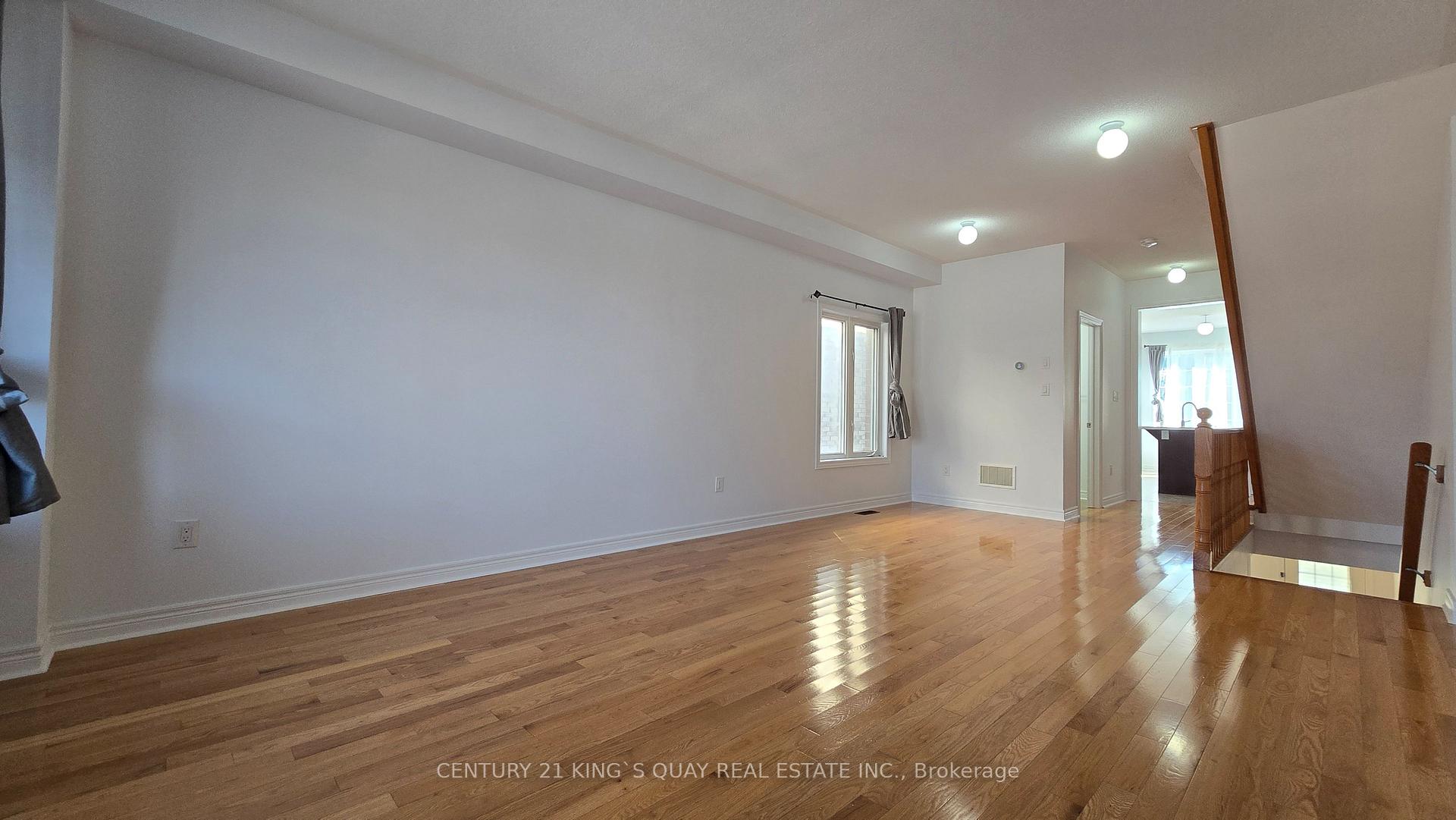 Photo 10 of 4600 16th Avenue, Markham, Berczy — HOMEH