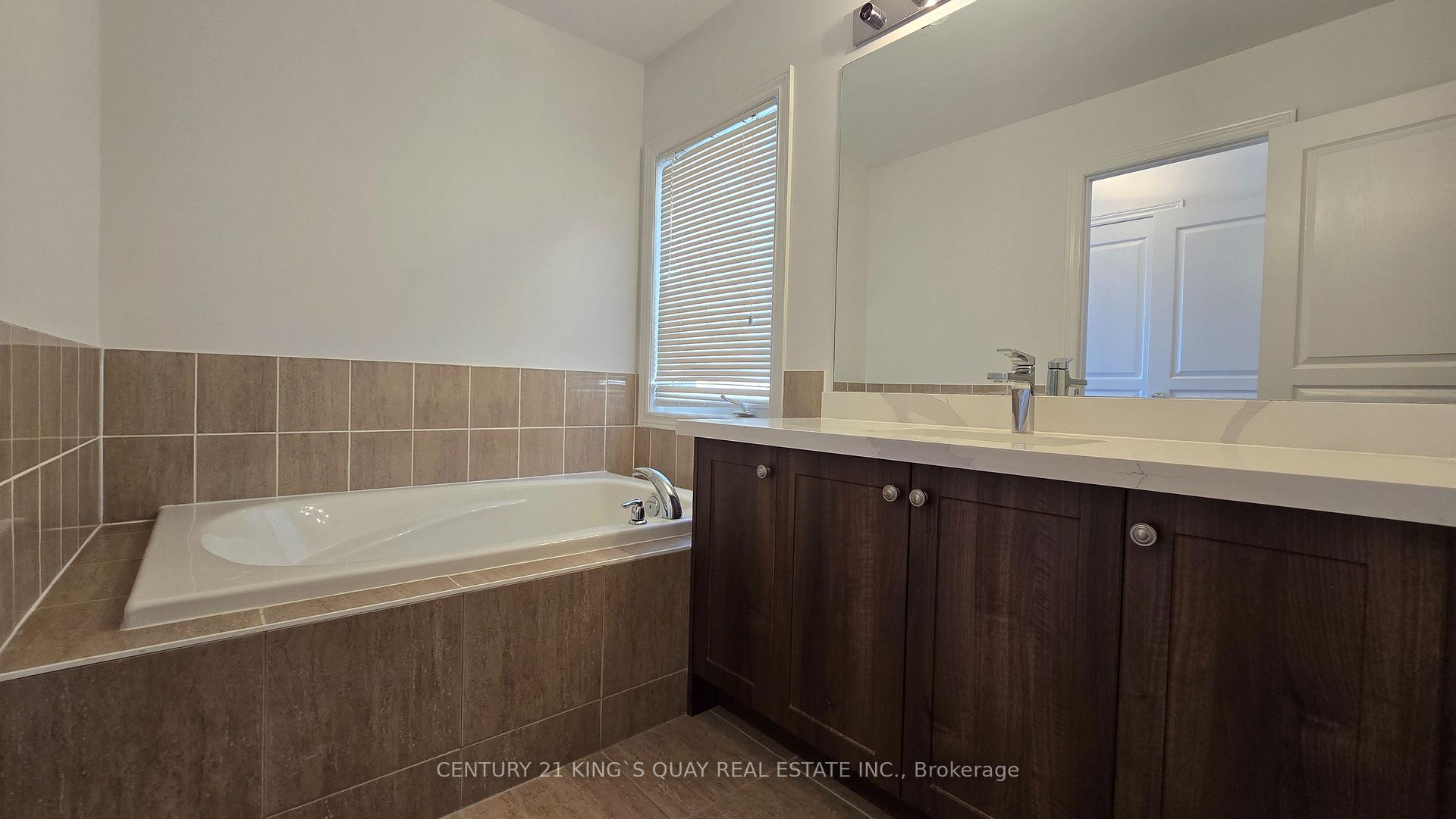 Photo 15 of 4600 16th Avenue, Markham, Berczy — HOMEH