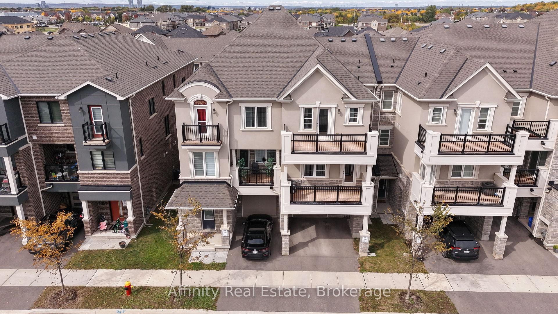 Photo 2 of 1565 Denison Place, Milton, Bowes — HOMEH