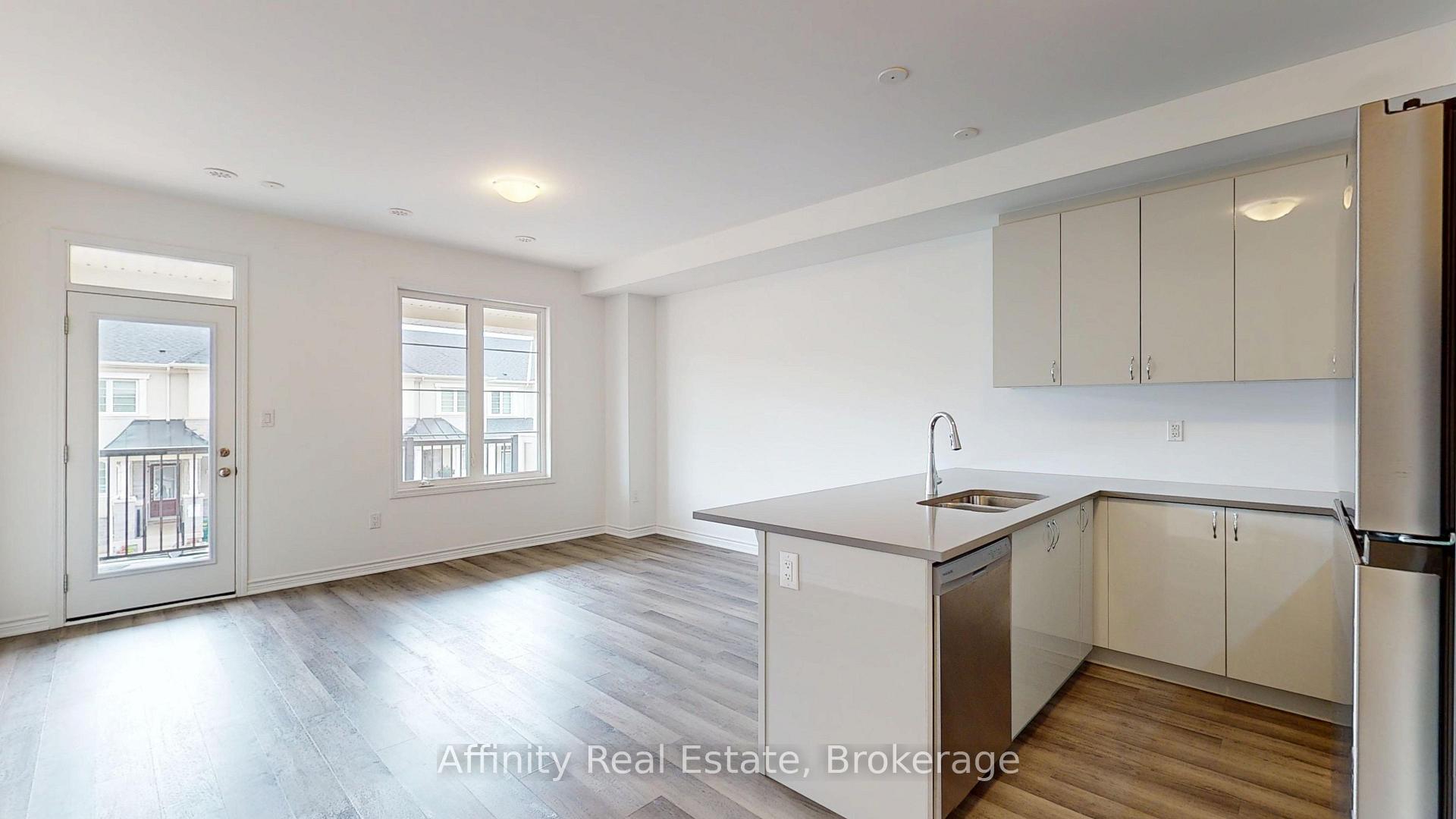 Photo 3 of 1565 Denison Place, Milton, Bowes — HOMEH