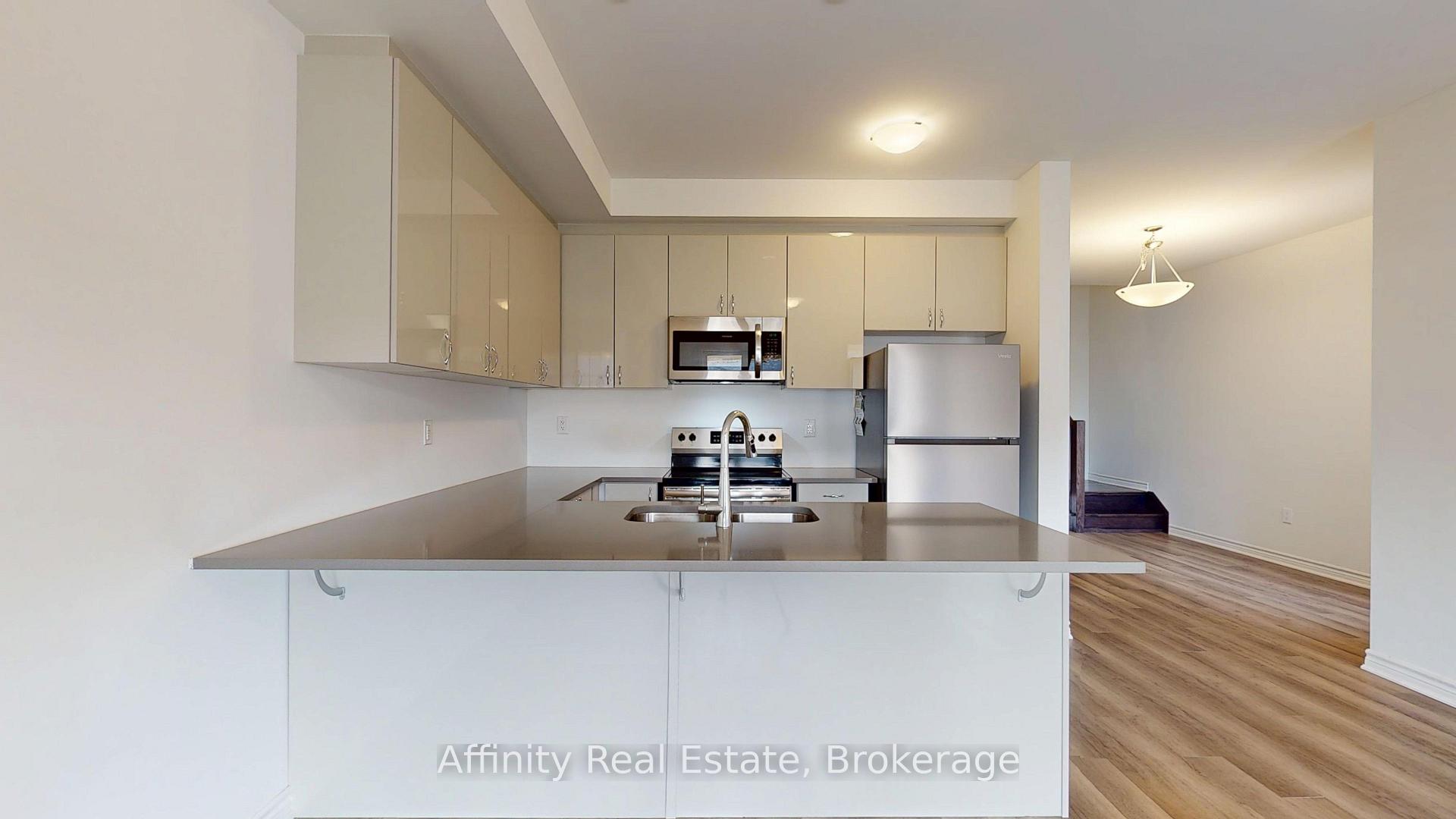 Photo 5 of 1565 Denison Place, Milton, Bowes — HOMEH