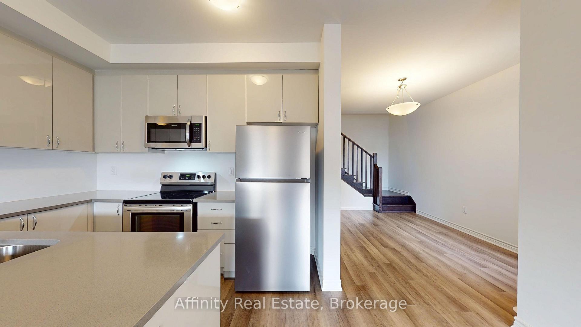 Photo 7 of 1565 Denison Place, Milton, Bowes — HOMEH