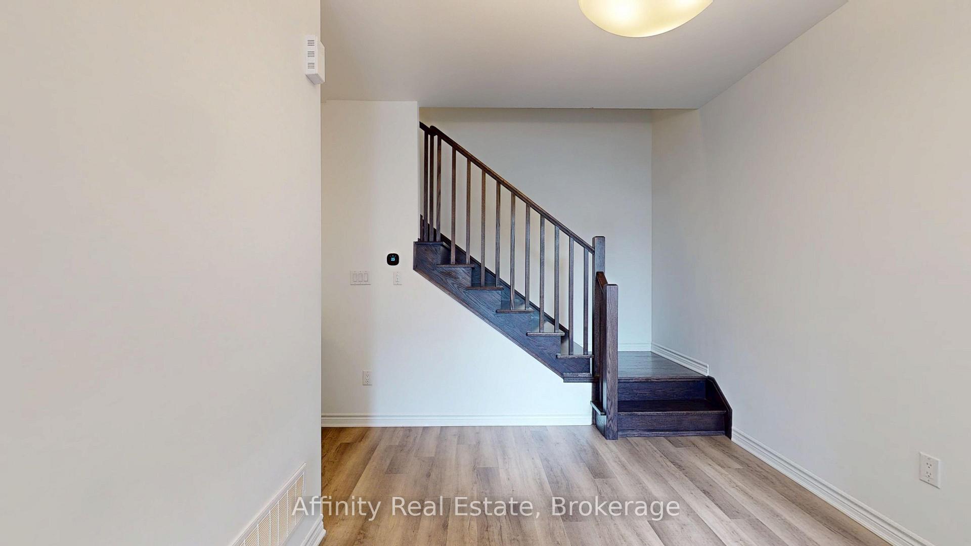 Photo 10 of 1565 Denison Place, Milton, Bowes — HOMEH
