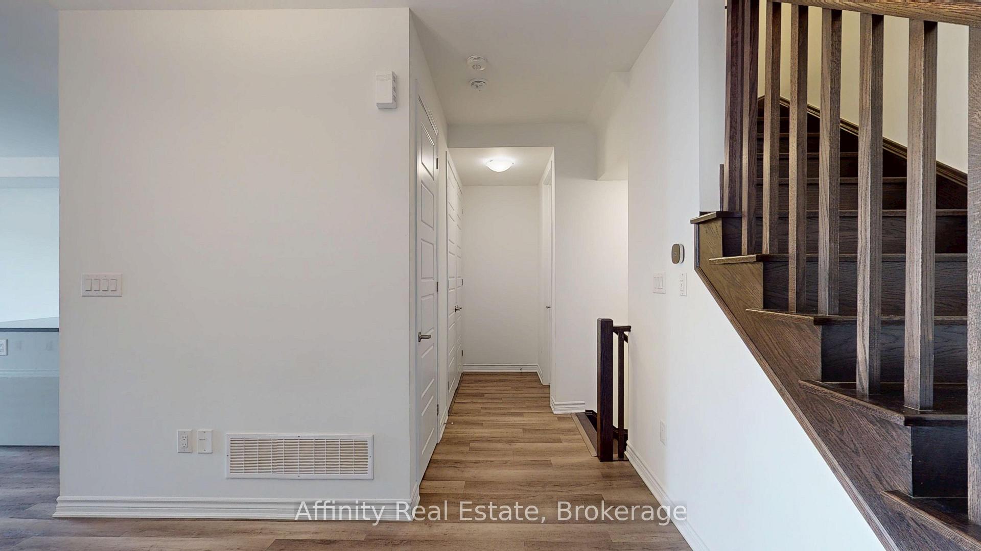 Photo 14 of 1565 Denison Place, Milton, Bowes — HOMEH