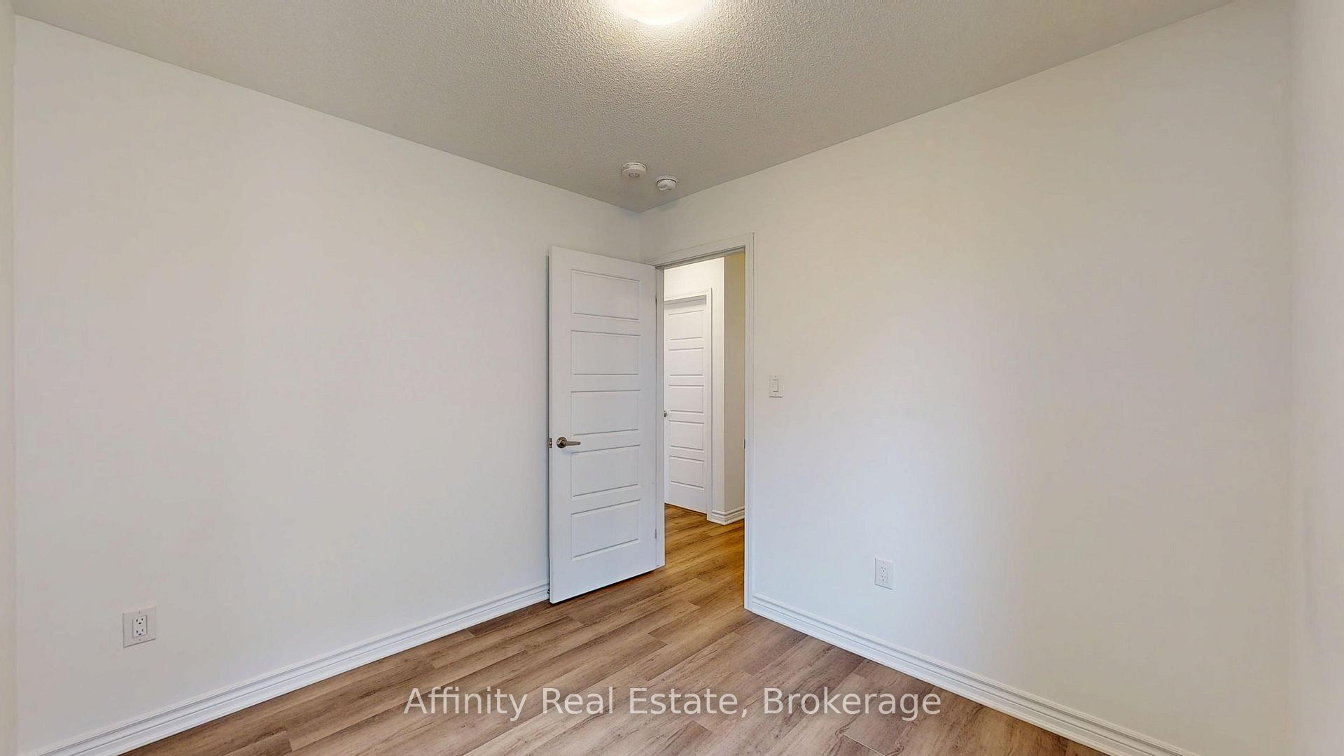 Photo 18 of 1565 Denison Place, Milton, Bowes — HOMEH