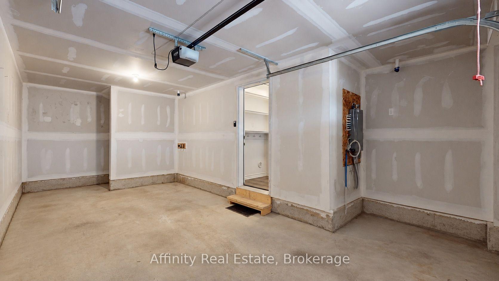 Photo 36 of 1565 Denison Place, Milton, Bowes — HOMEH