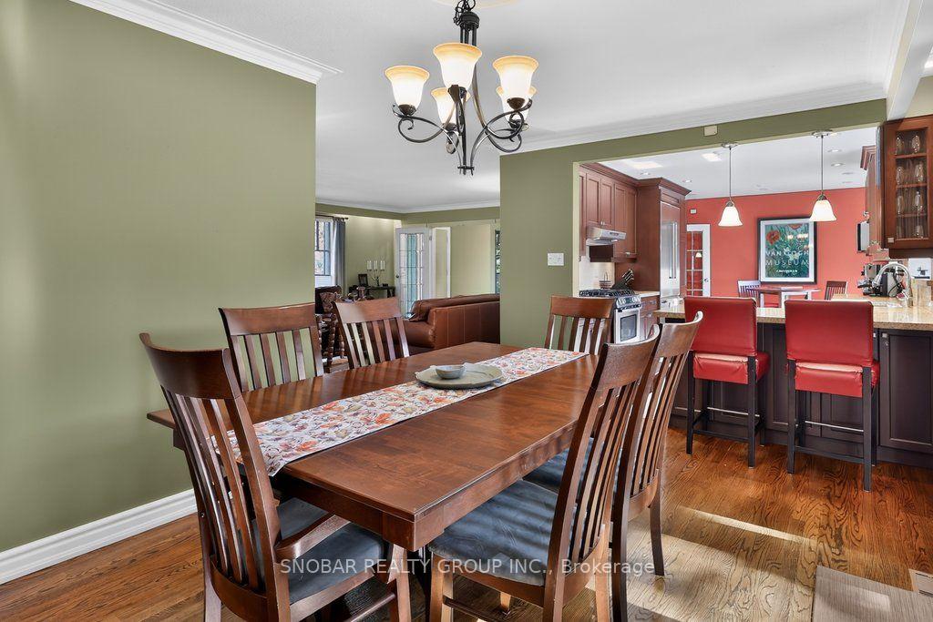 Photo 9 of 1302 Greenoaks Drive, Mississauga, Lorne Park — HOMEH