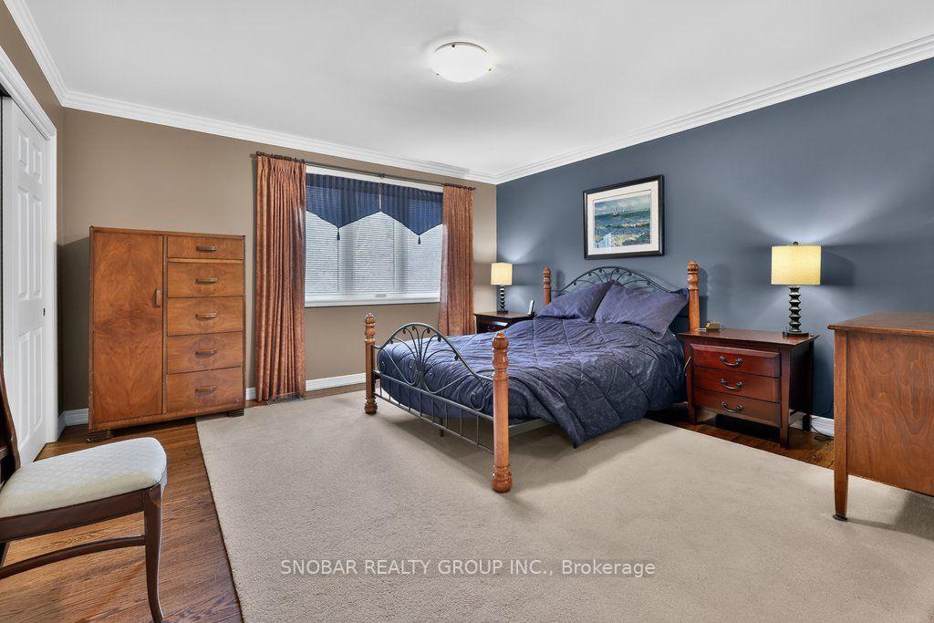 Photo 21 of 1302 Greenoaks Drive, Mississauga, Lorne Park — HOMEH