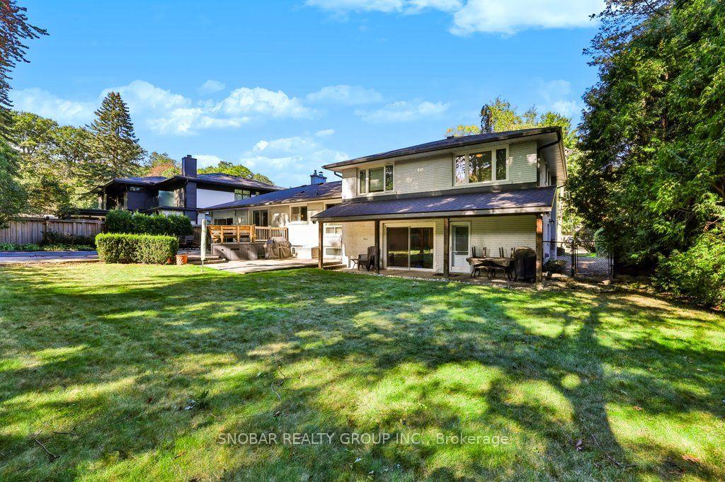 Photo 35 of 1302 Greenoaks Drive, Mississauga, Lorne Park — HOMEH
