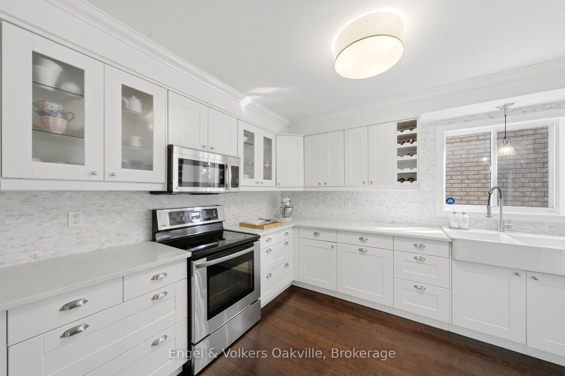 Photo 18 of 44 Keewaydin Street, Hamilton, Waterdown — HOMEH