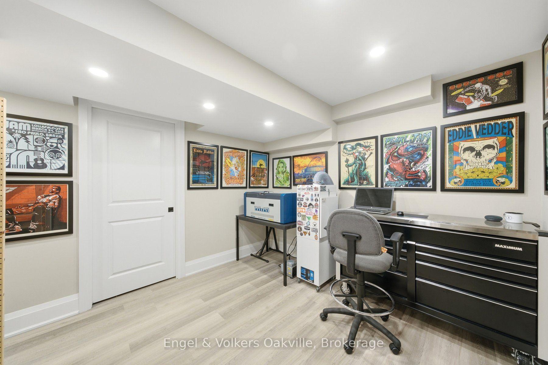 Photo 39 of 44 Keewaydin Street, Hamilton, Waterdown — HOMEH