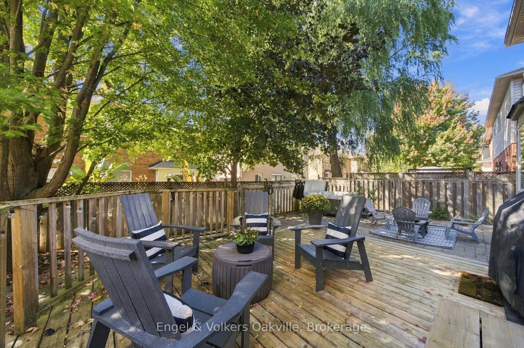 Photo 43 of 44 Keewaydin Street, Hamilton, Waterdown — HOMEH