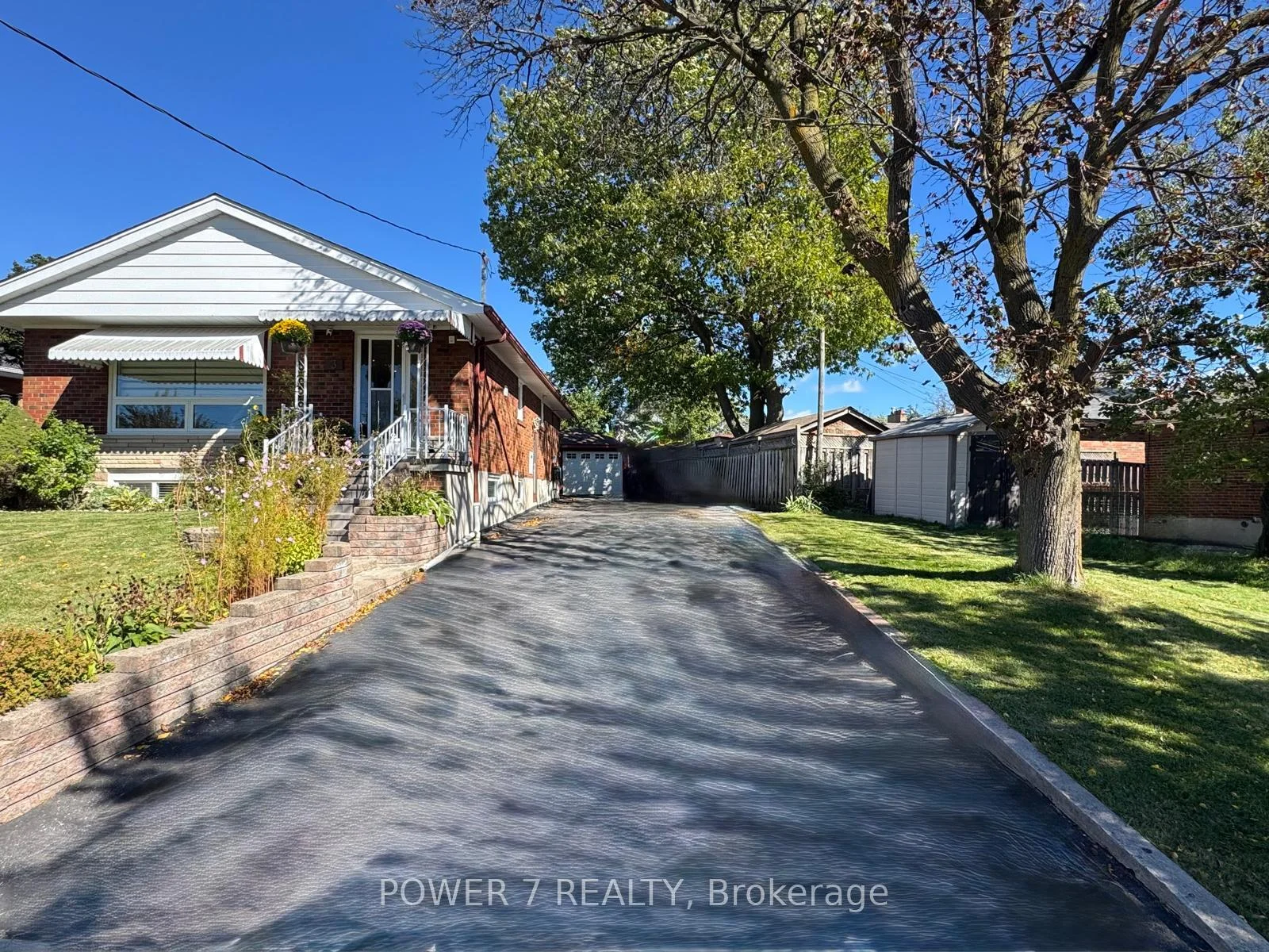 Photo 8 of 3 Brantwood Drive, Scarborough, Woburn — HOMEH