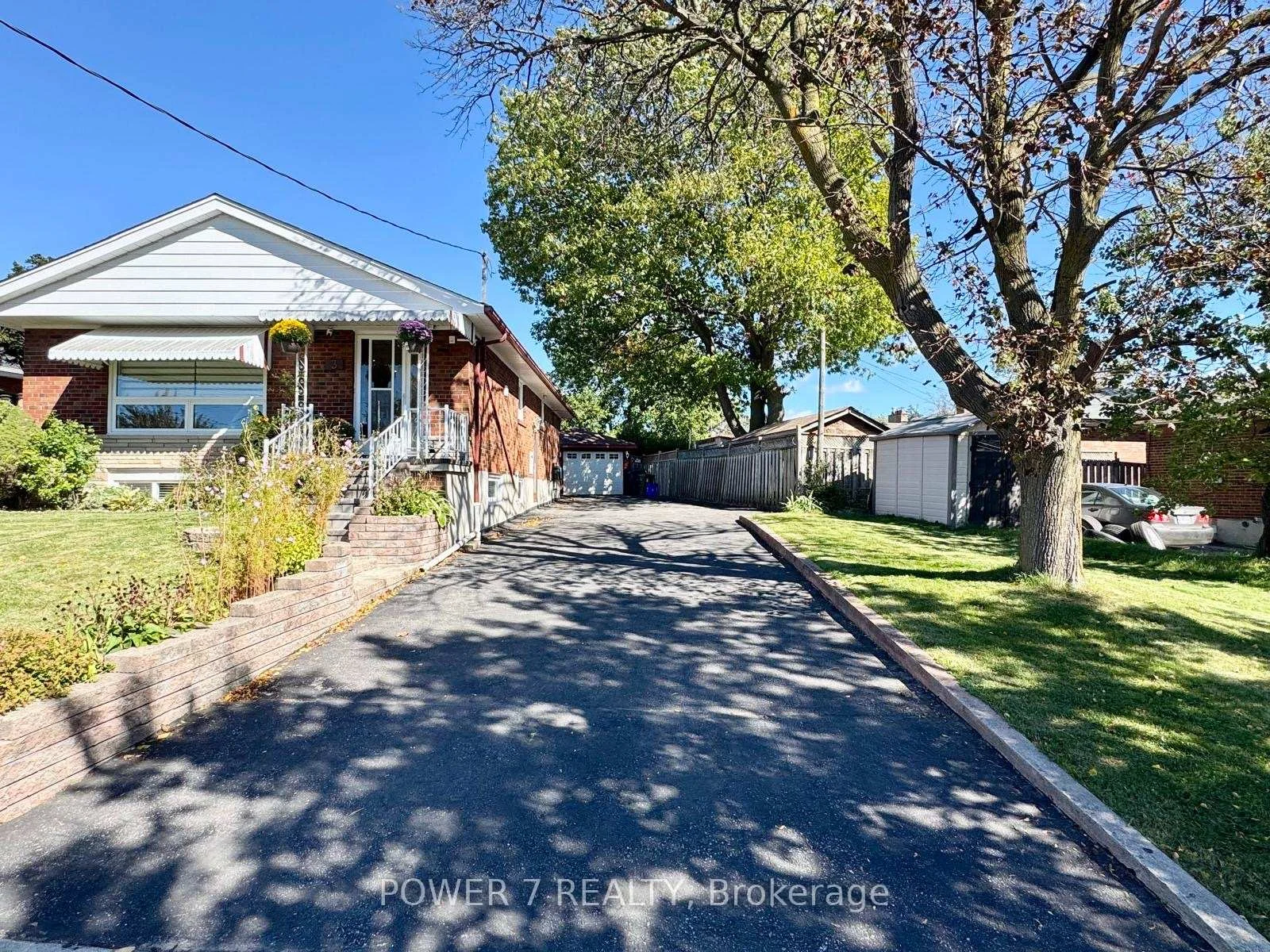 Photo 13 of 3 Brantwood Drive, Scarborough, Woburn — HOMEH