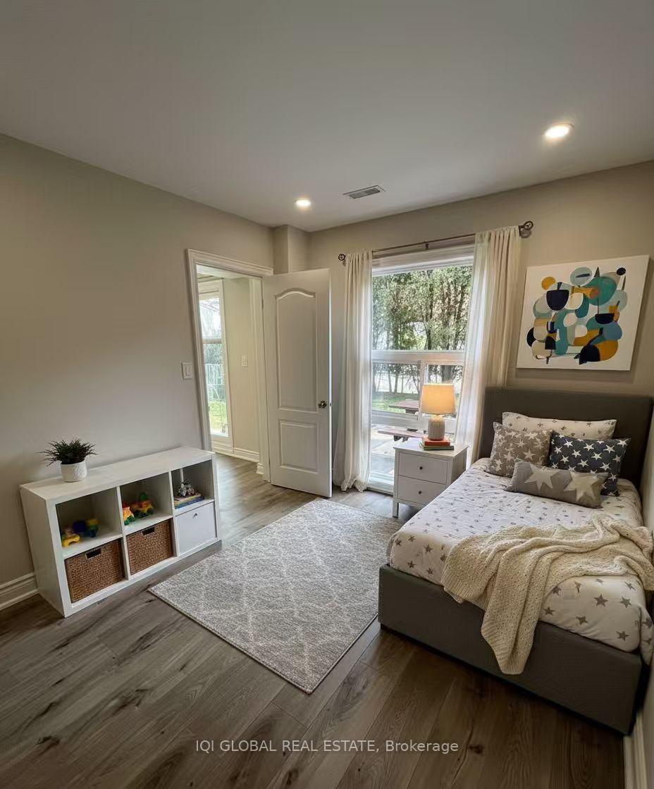 Photo 6 of Unit Main, 92 Heatherside Drive, Scarborough, L'Amoreaux — HOMEH