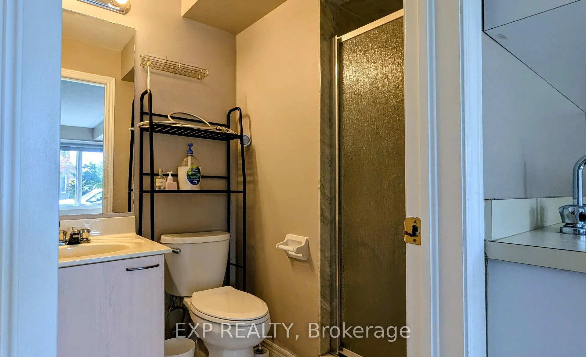 Photo 24 of 136 Galleria Pkwy, Markham, Commerce Valley — HOMEH