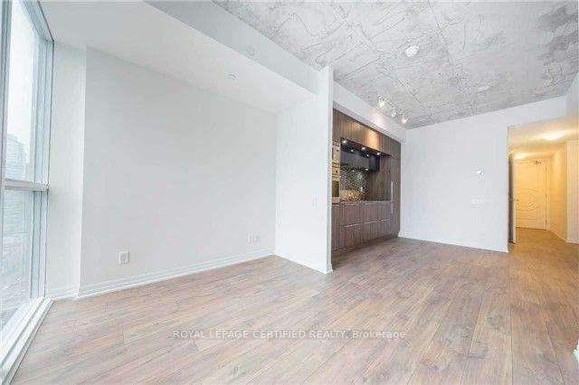 Photo 5 of Unit 2211, 88 Blue Jays Way, Toronto, Waterfront Communities — HOMEH