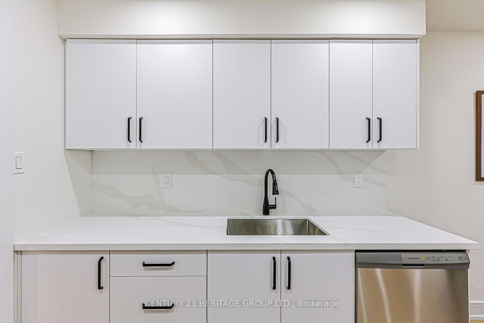 Photo 15 of Unit 9, 766 Caradonna Crescent, Newmarket, Armitage — HOMEH