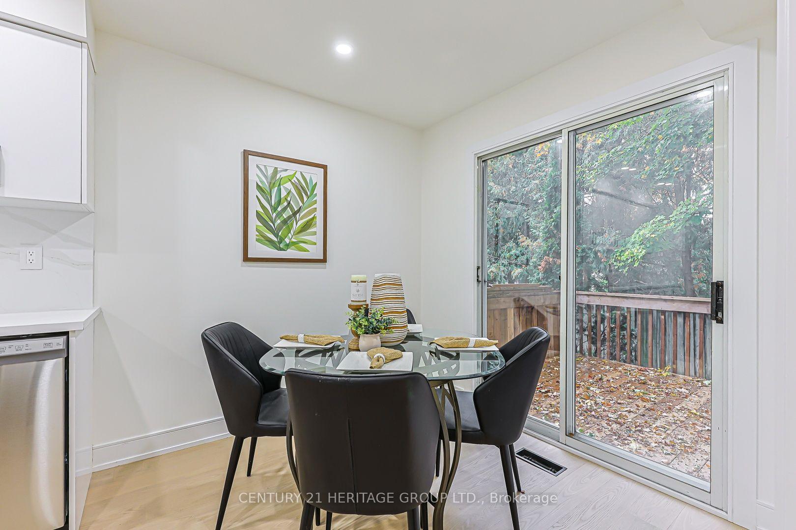 Photo 17 of Unit 9, 766 Caradonna Crescent, Newmarket, Armitage — HOMEH