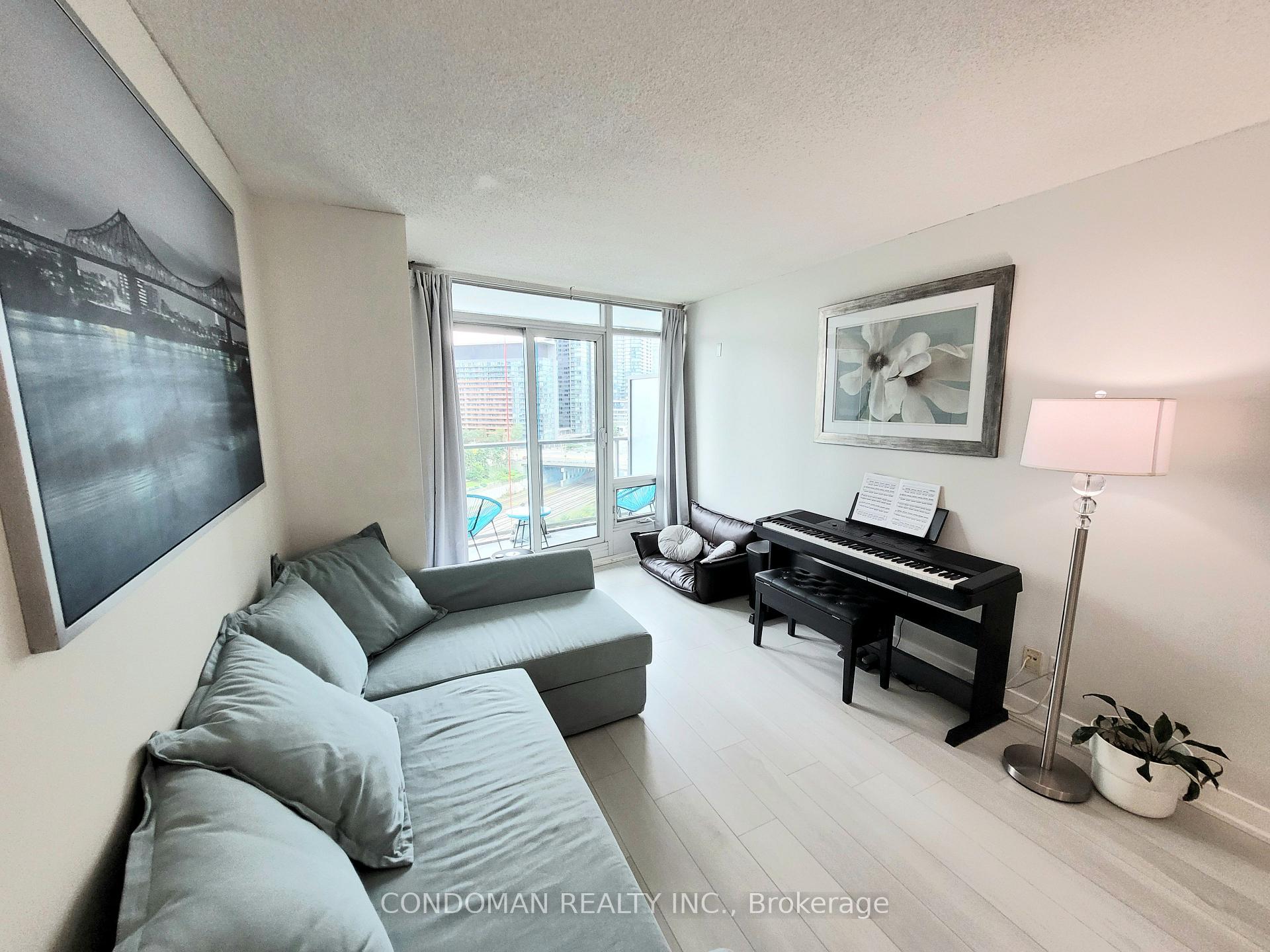 Photo 4 of Unit 1206, 361 Front Street W, Toronto, Waterfront Communities — HOMEH