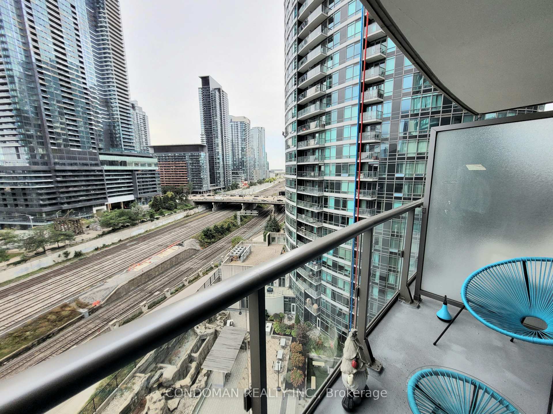 Photo 15 of Unit 1206, 361 Front Street W, Toronto, Waterfront Communities — HOMEH
