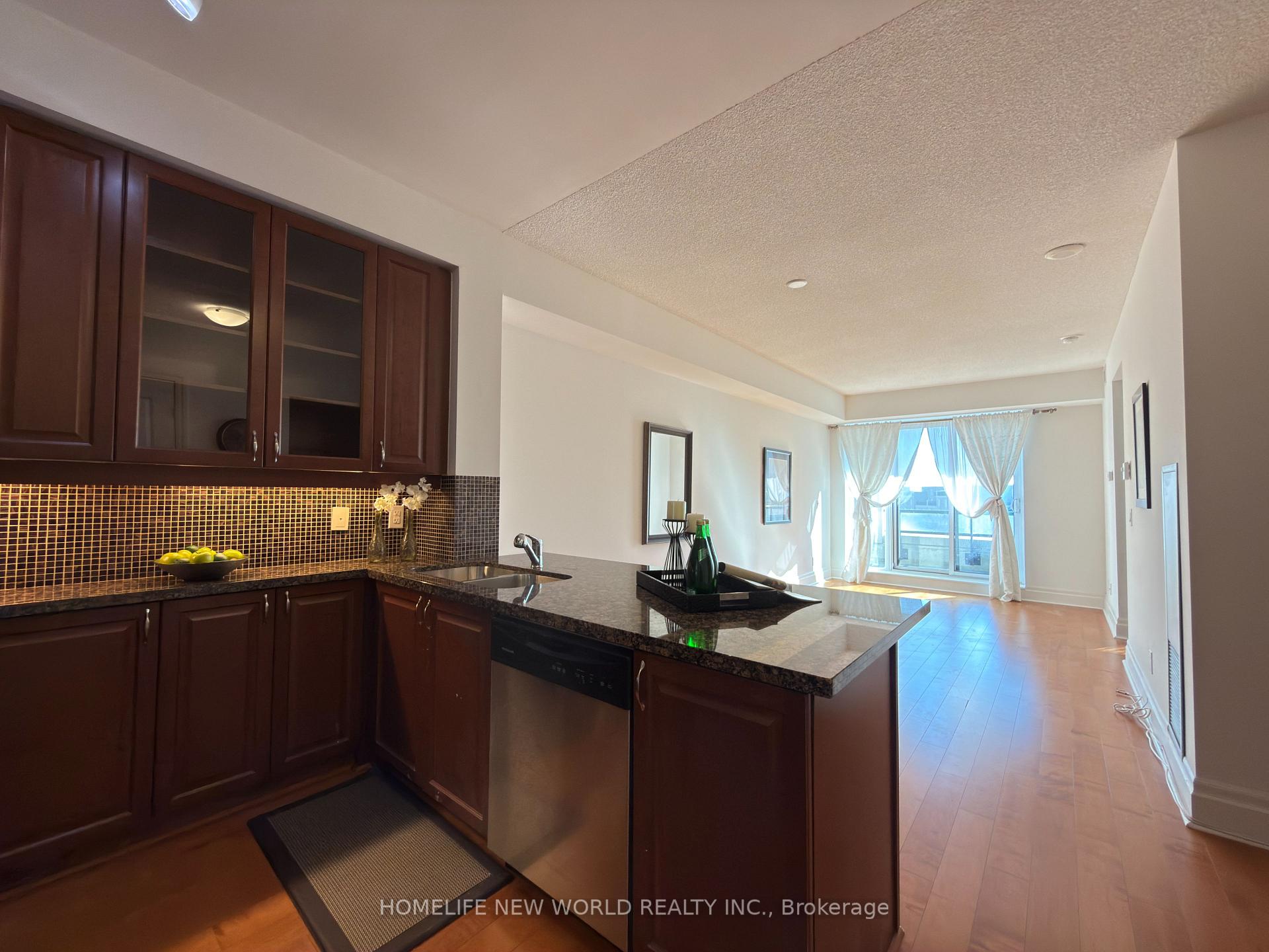 Photo 4 of Unit 403, 151 Upper Duke Crescent, Markham, Unionville — HOMEH