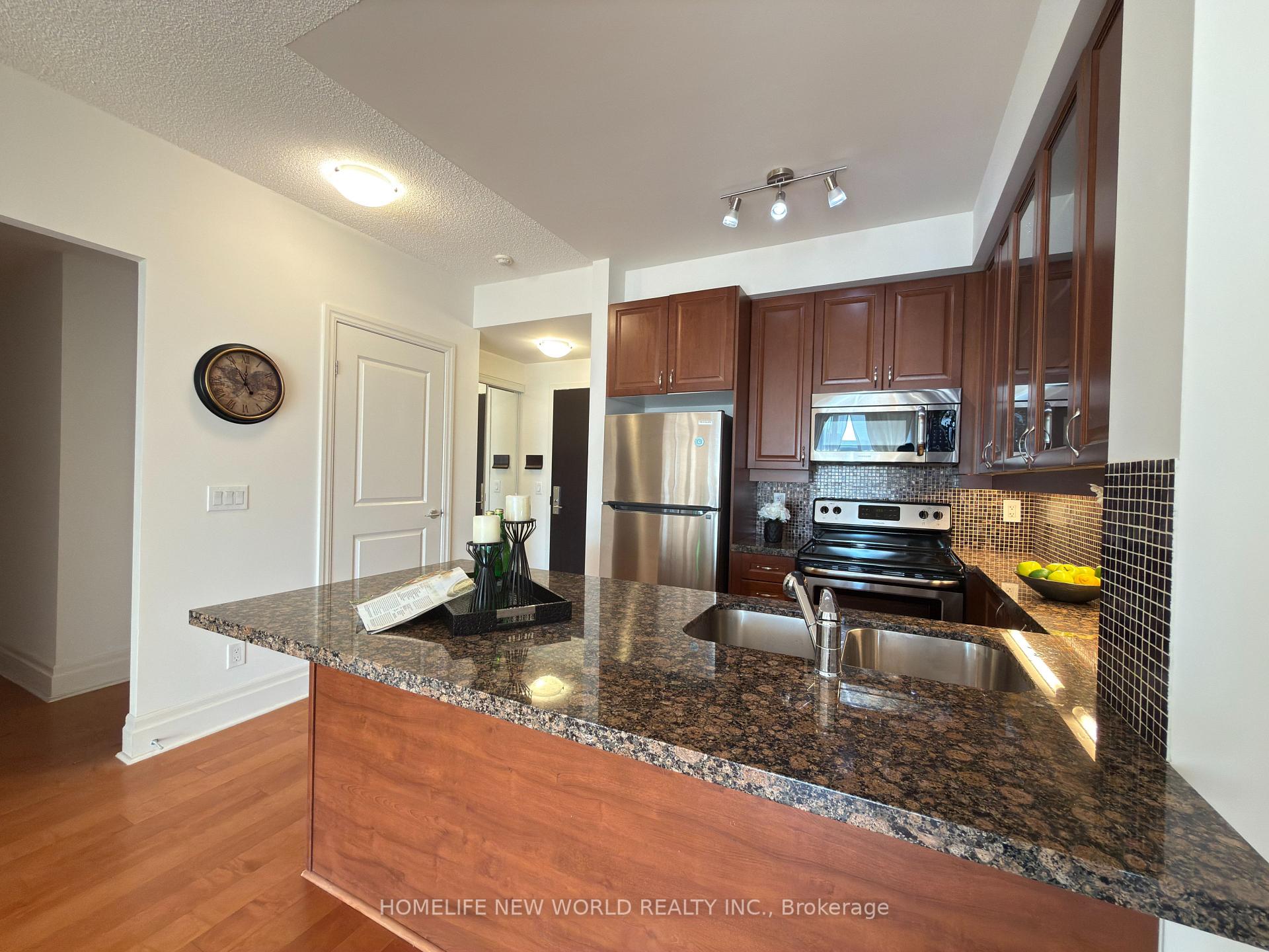 Photo 9 of Unit 403, 151 Upper Duke Crescent, Markham, Unionville — HOMEH