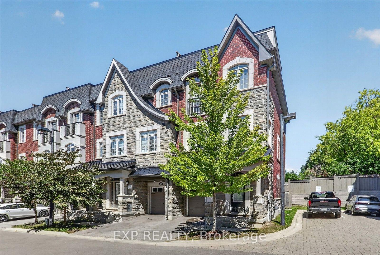 Photo 3 of 18 Ingleside Street, Vaughan, East Woodbridge — HOMEH