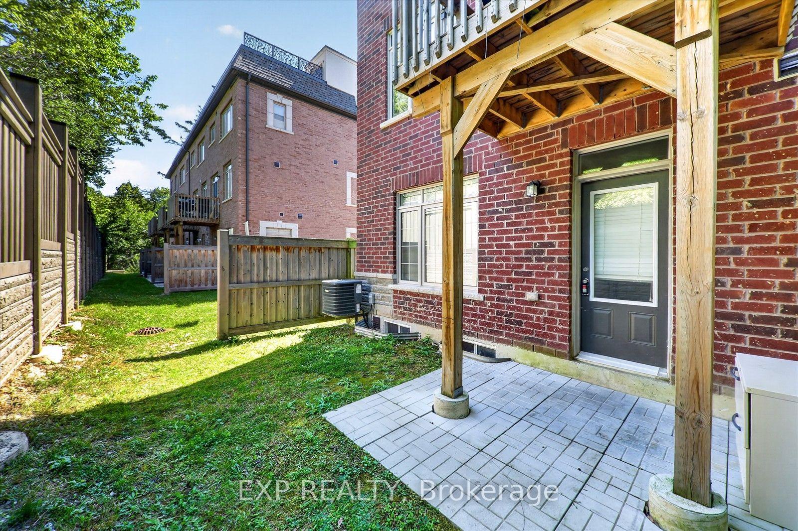 Photo 5 of 18 Ingleside Street, Vaughan, East Woodbridge — HOMEH