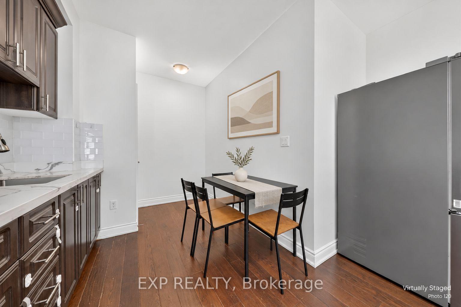 Photo 16 of 18 Ingleside Street, Vaughan, East Woodbridge — HOMEH