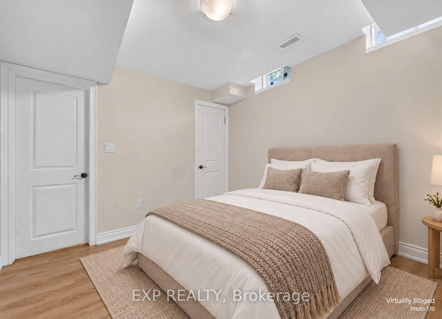 Photo 22 of 18 Ingleside Street, Vaughan, East Woodbridge — HOMEH